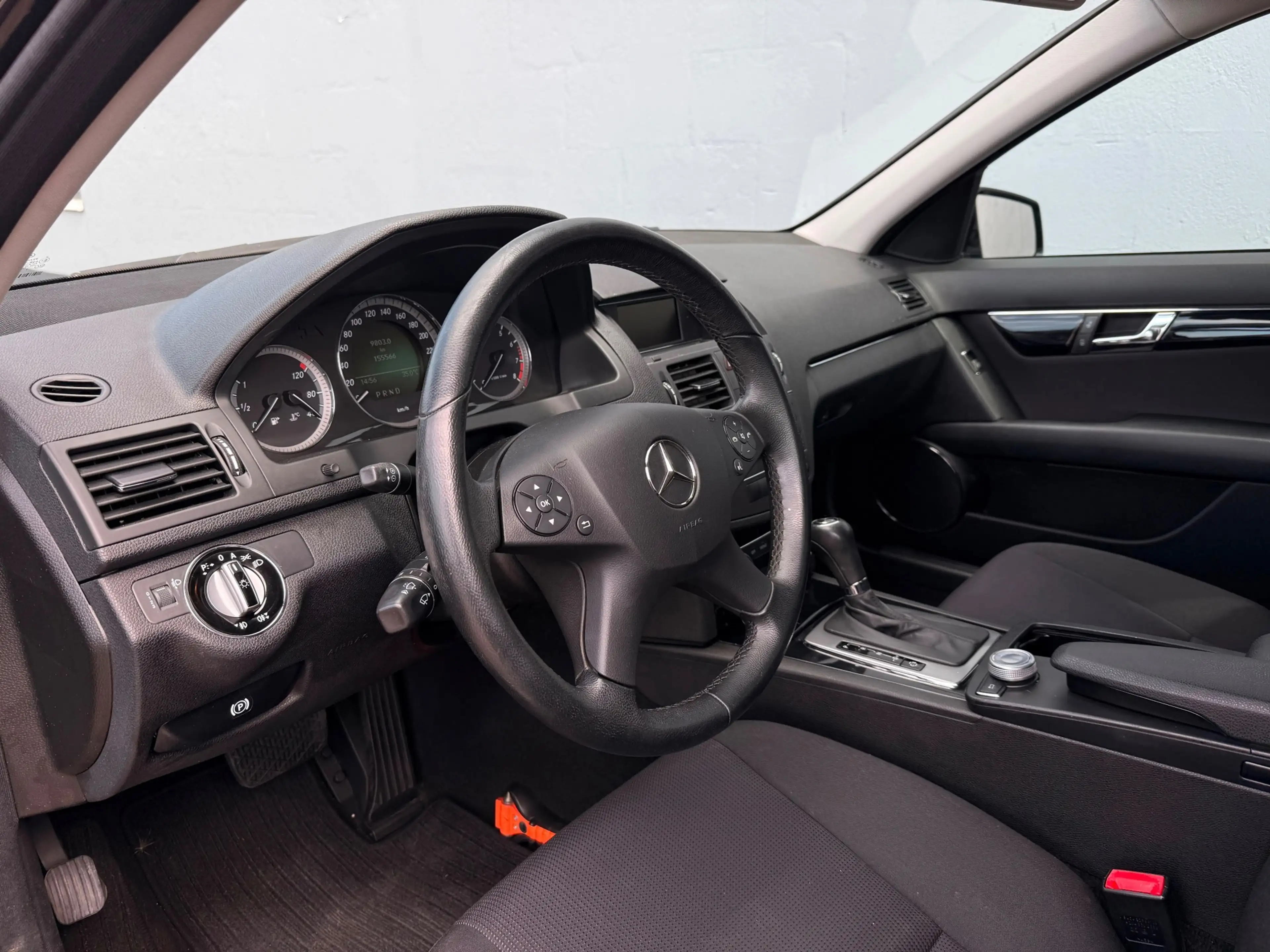 Mercedes-Benz C 180 Estate CGI BlueEFFICIENCY Business Class — photo 7