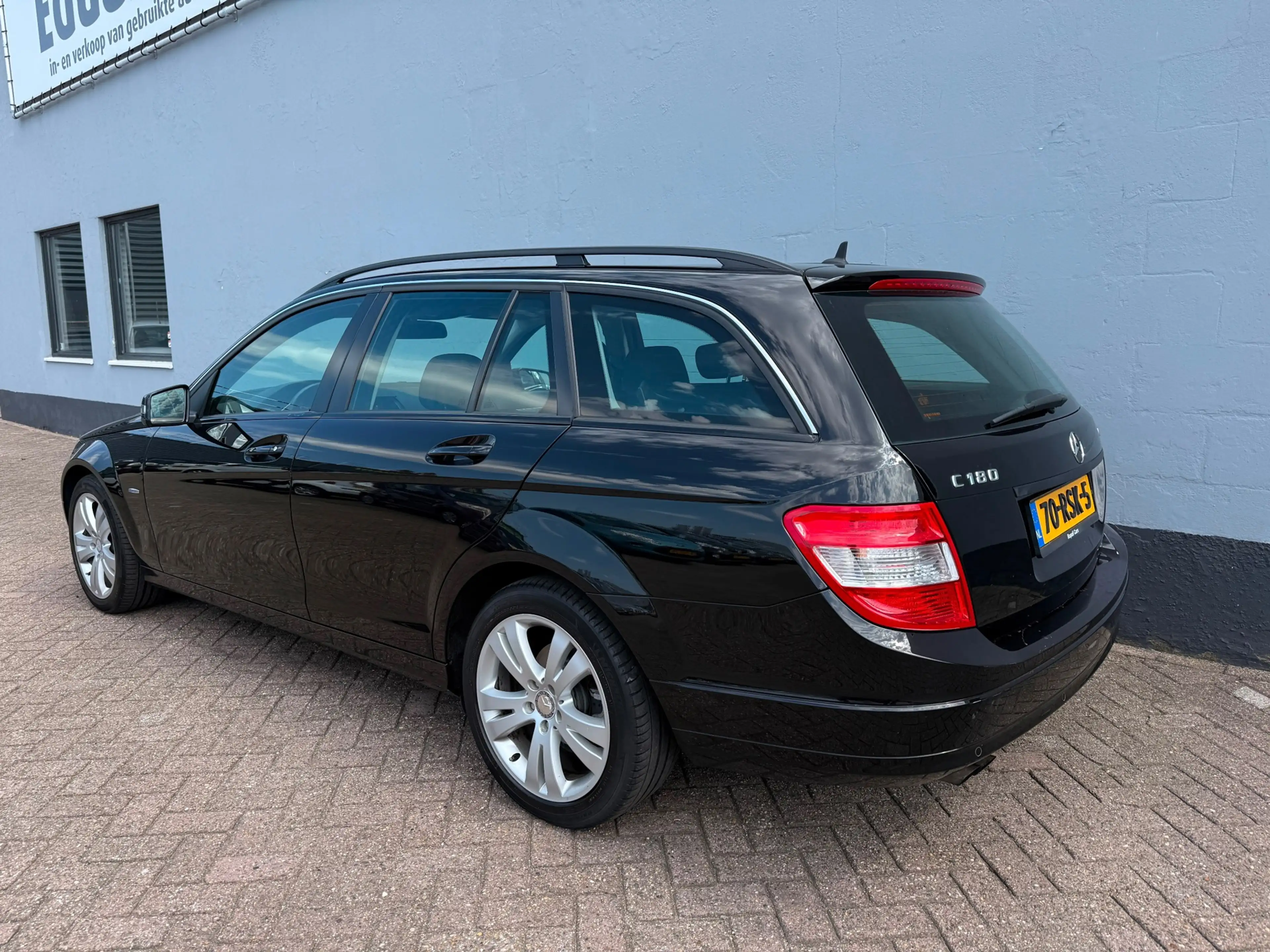 Mercedes-Benz C 180 Estate CGI BlueEFFICIENCY Business Class — photo 3