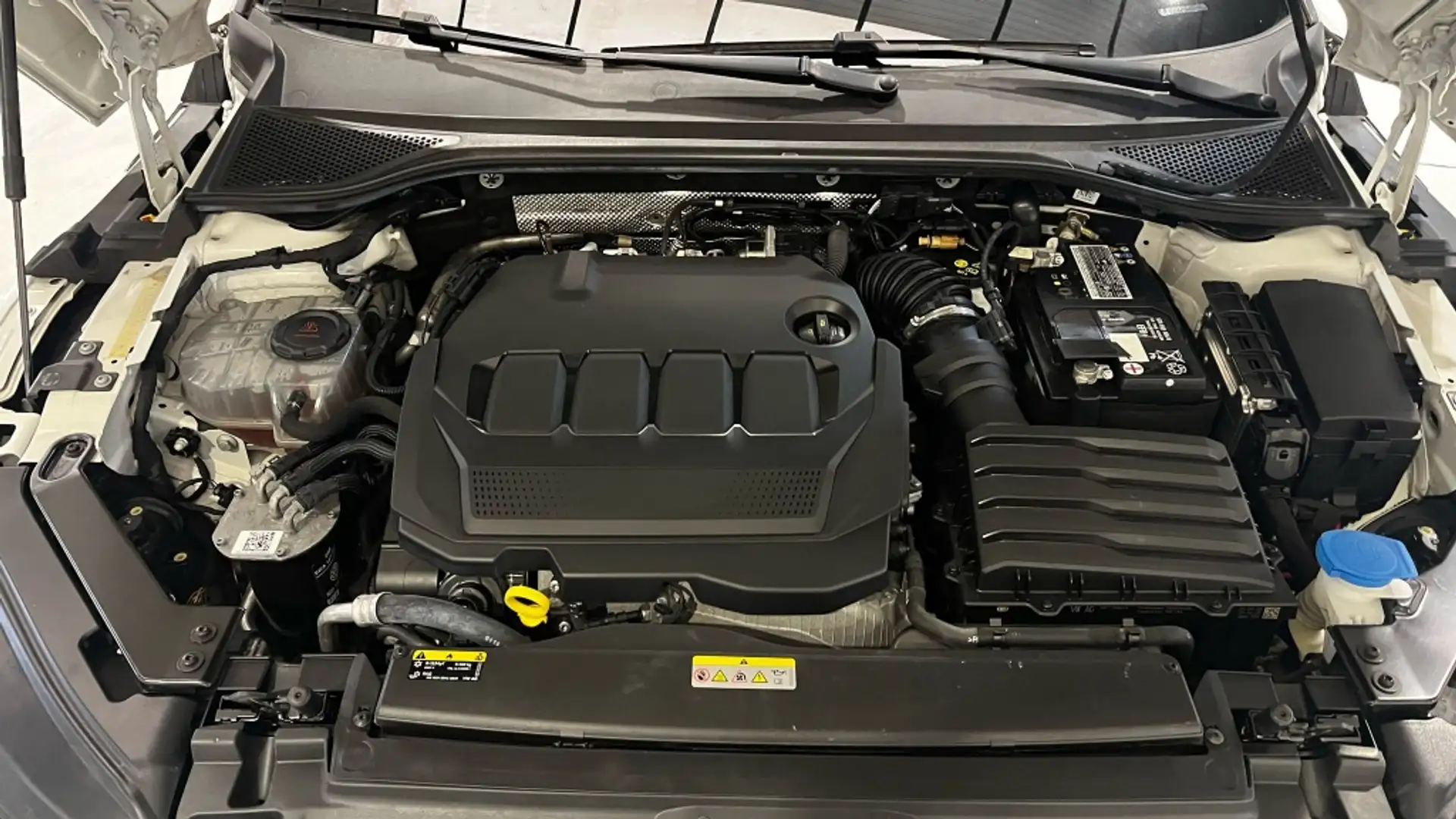 Volkswagen Arteon 2.0TDI Elegance 110kW Blanc - 2
