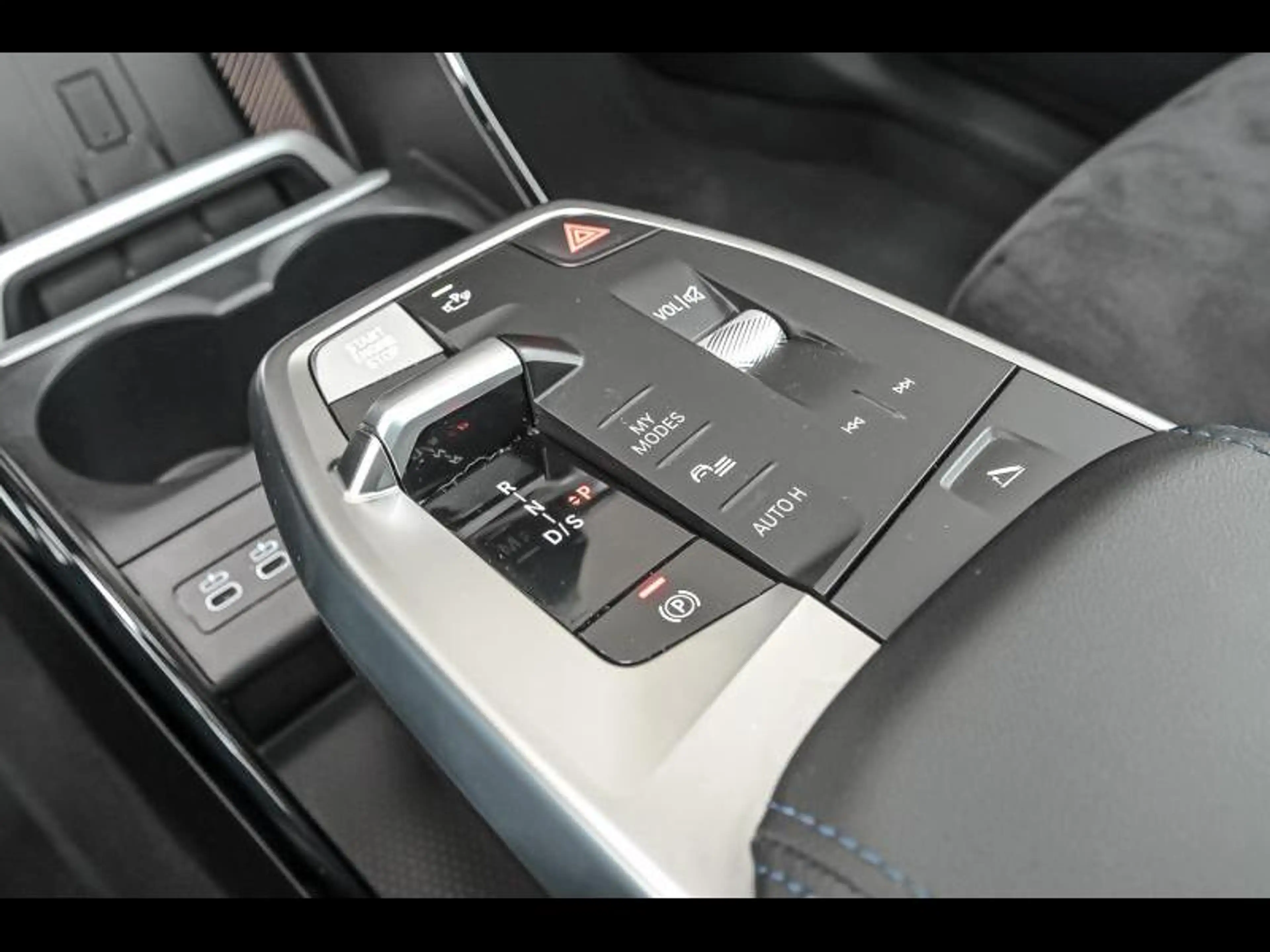 BMW 216 Active Tourer — photo 11