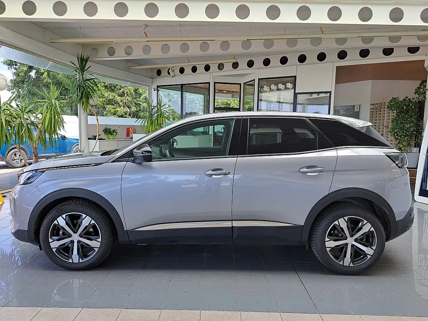Peugeot 3008 PureTech 130 EAT8 Allure Pack Argent - 2