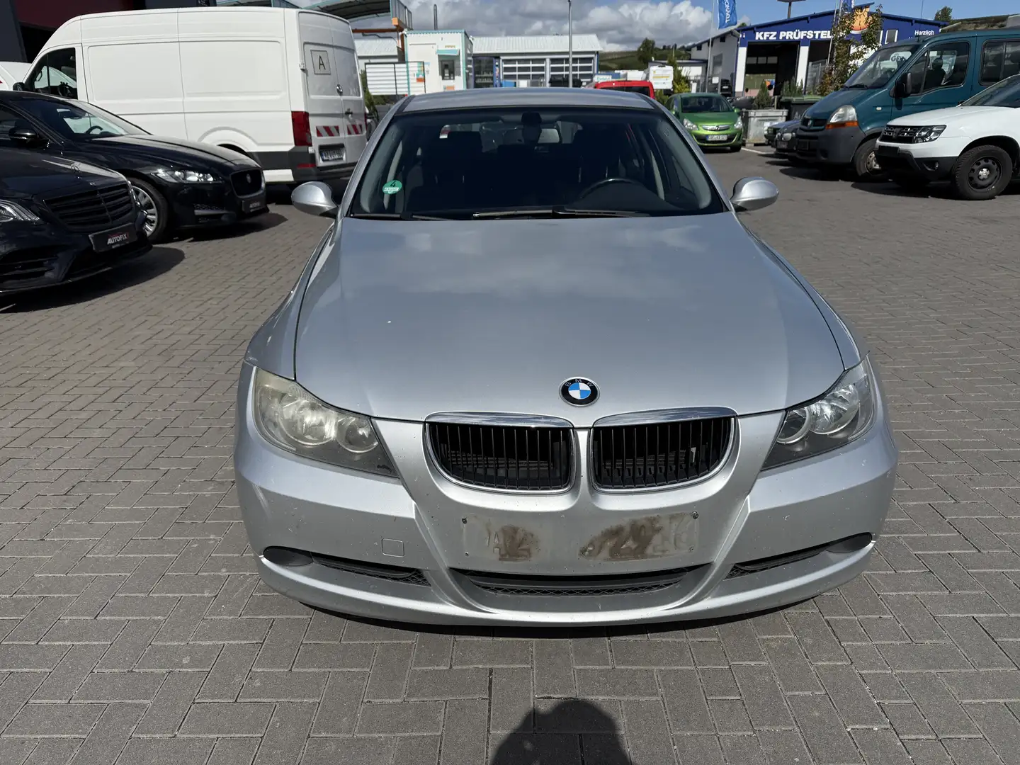 BMW 320 320d - 2