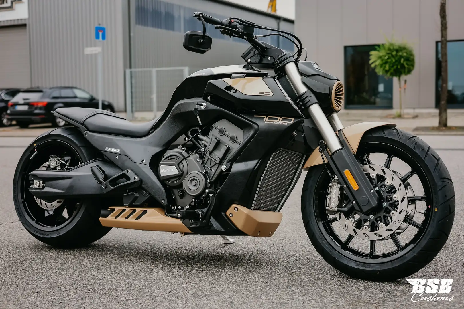 Benda LFC 700 LFC 700 PRO, Airride, ABS, TFT, Seit.Kennzei. 3-1 Noir - 2