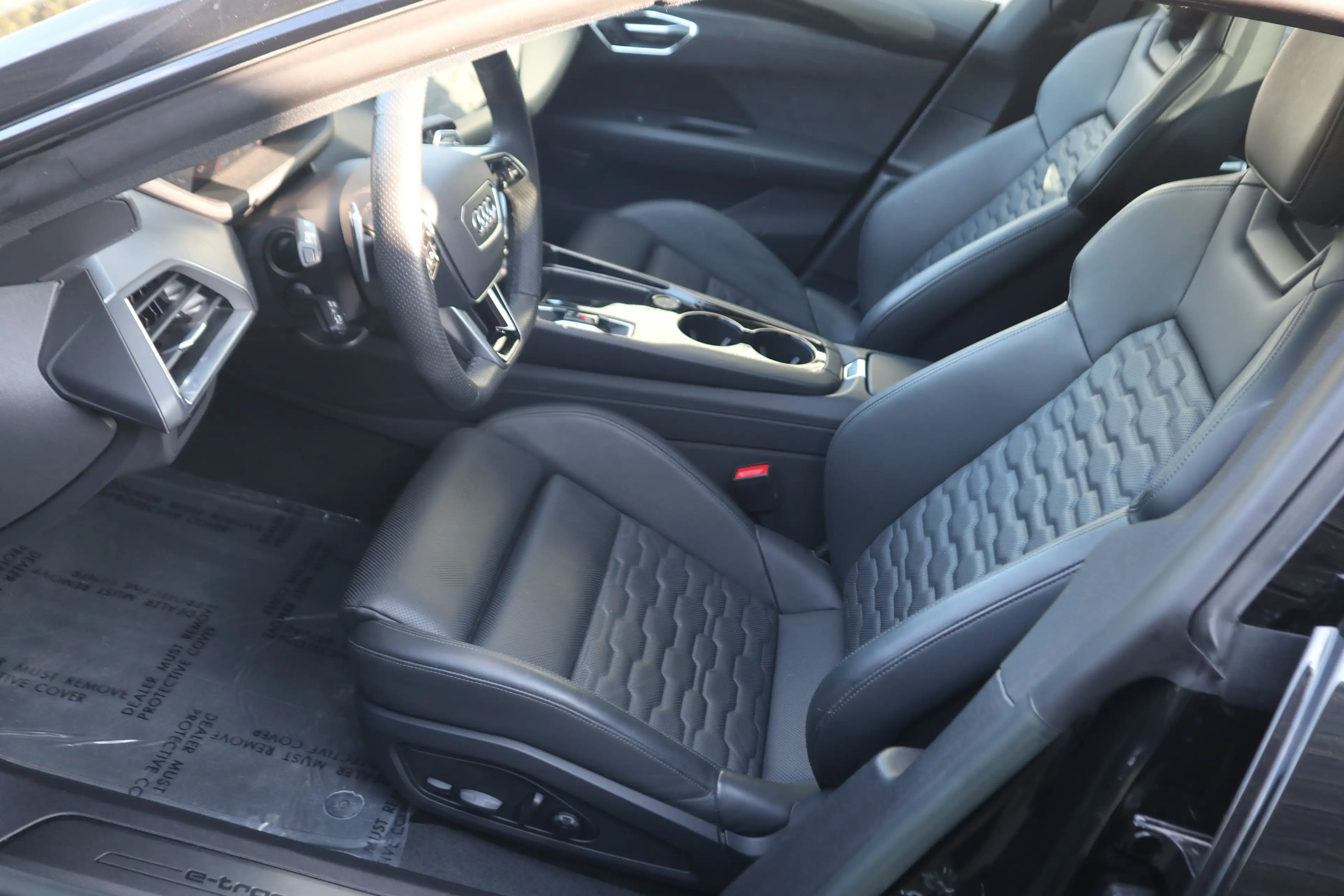 Audi e-tron GT Adapt/Pano/B&O/Leder/Laser Matrix/360°/Head-up — photo 12