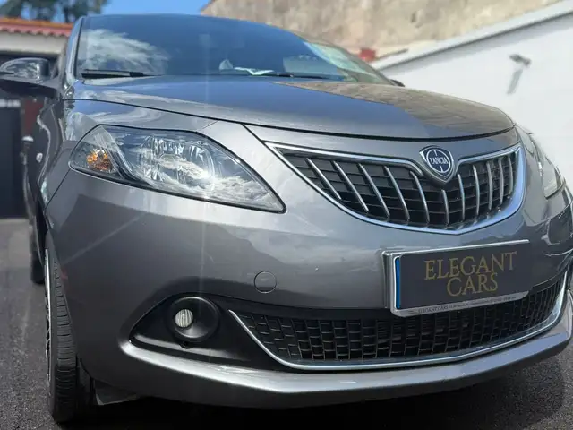 Lancia Ypsilon Ypsilon 1.0 firefly hybrid Gold s