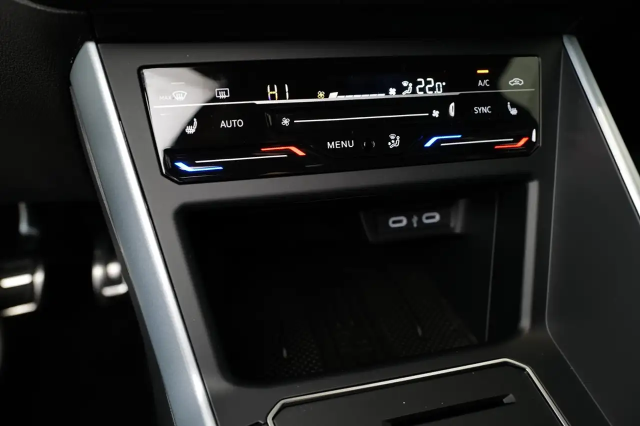 Volkswagen Polo 1.0TSI DSG Goal Plus-Paket Rkam Totwinkel ACC 12