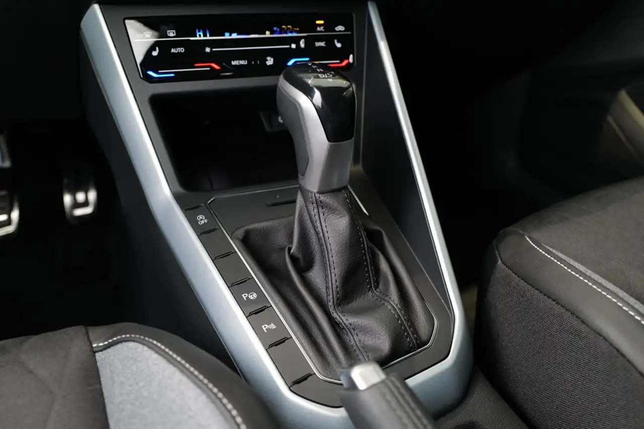 Volkswagen Polo 1.0TSI DSG Goal Plus-Paket Rkam Totwinkel ACC 11