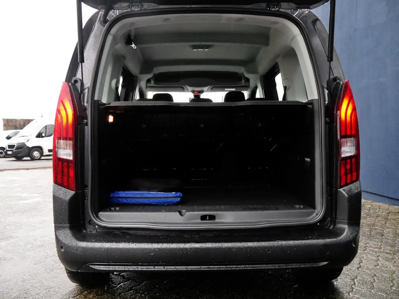 Peugeot Rifter -e Active Pack L1 136 NAVI+11kW-Charger Klima 9