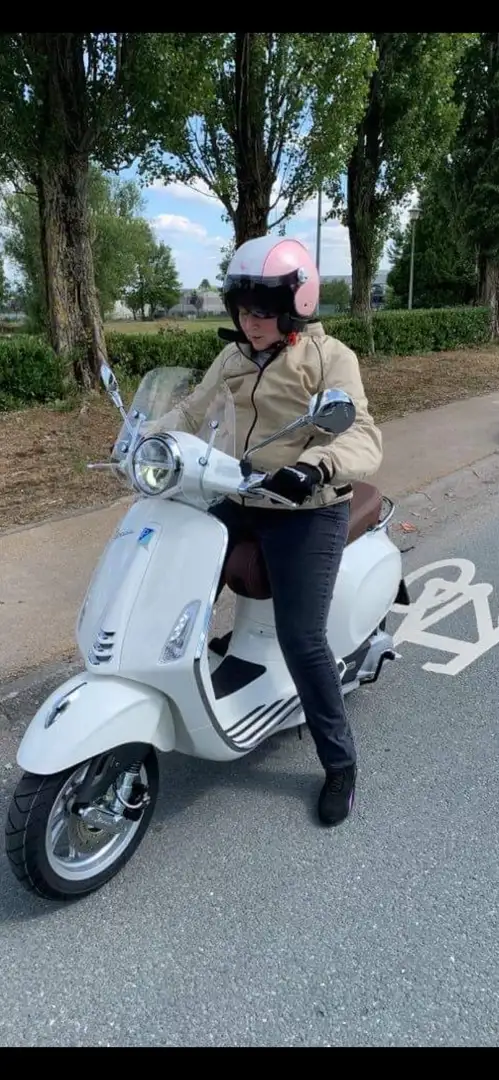 Vespa 125 Blanc - 1