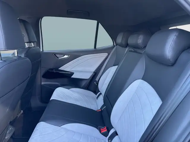 Volkswagen Id.3 view 12