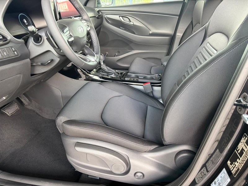 Hyundai i30 Kombi Comfort Plus 1.0 TGDI DCT/ Navi / Sitz + ... — photo 5