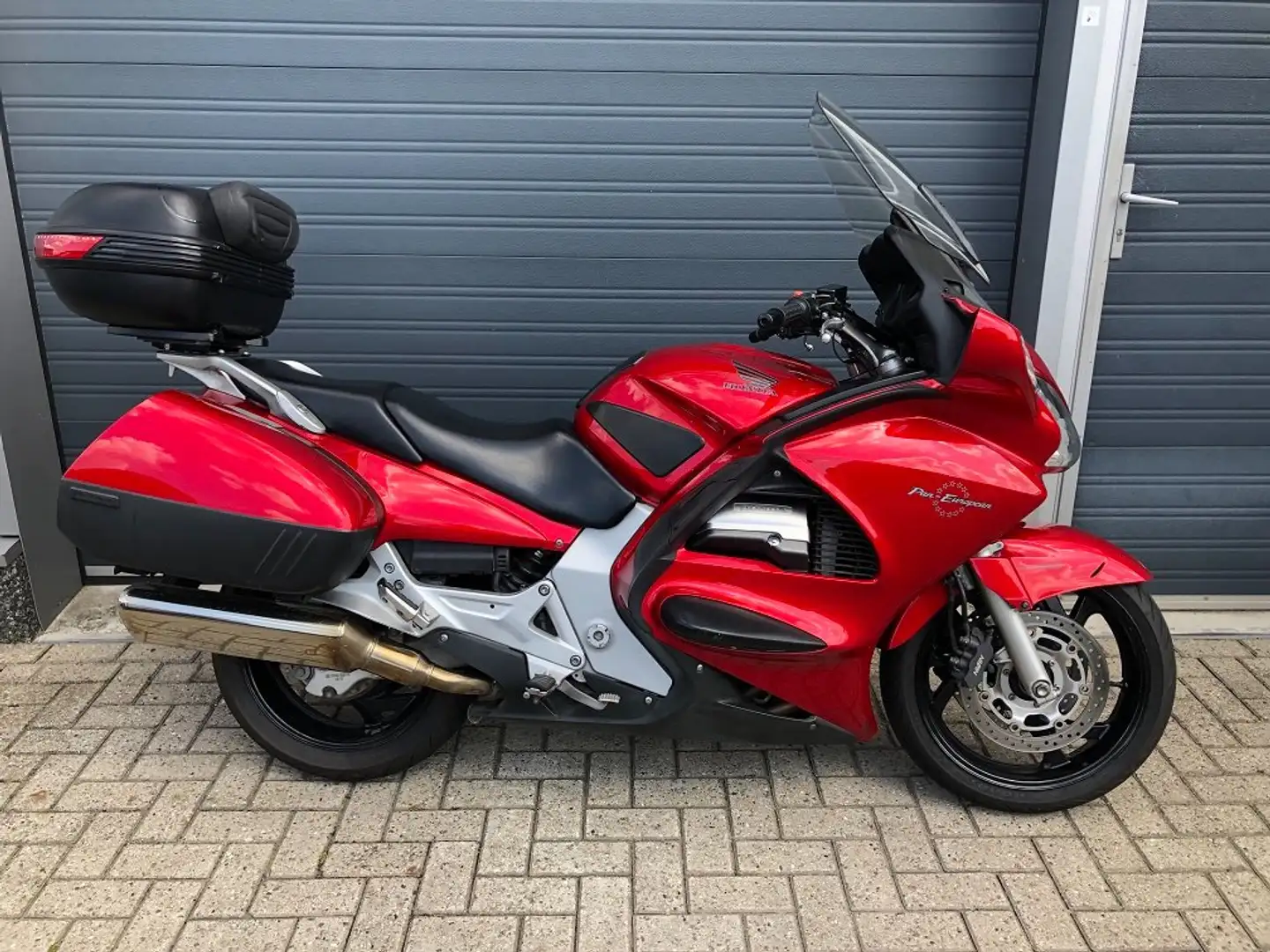 Honda ST 1300 ST 1300 Pan European Kırmızı - 1