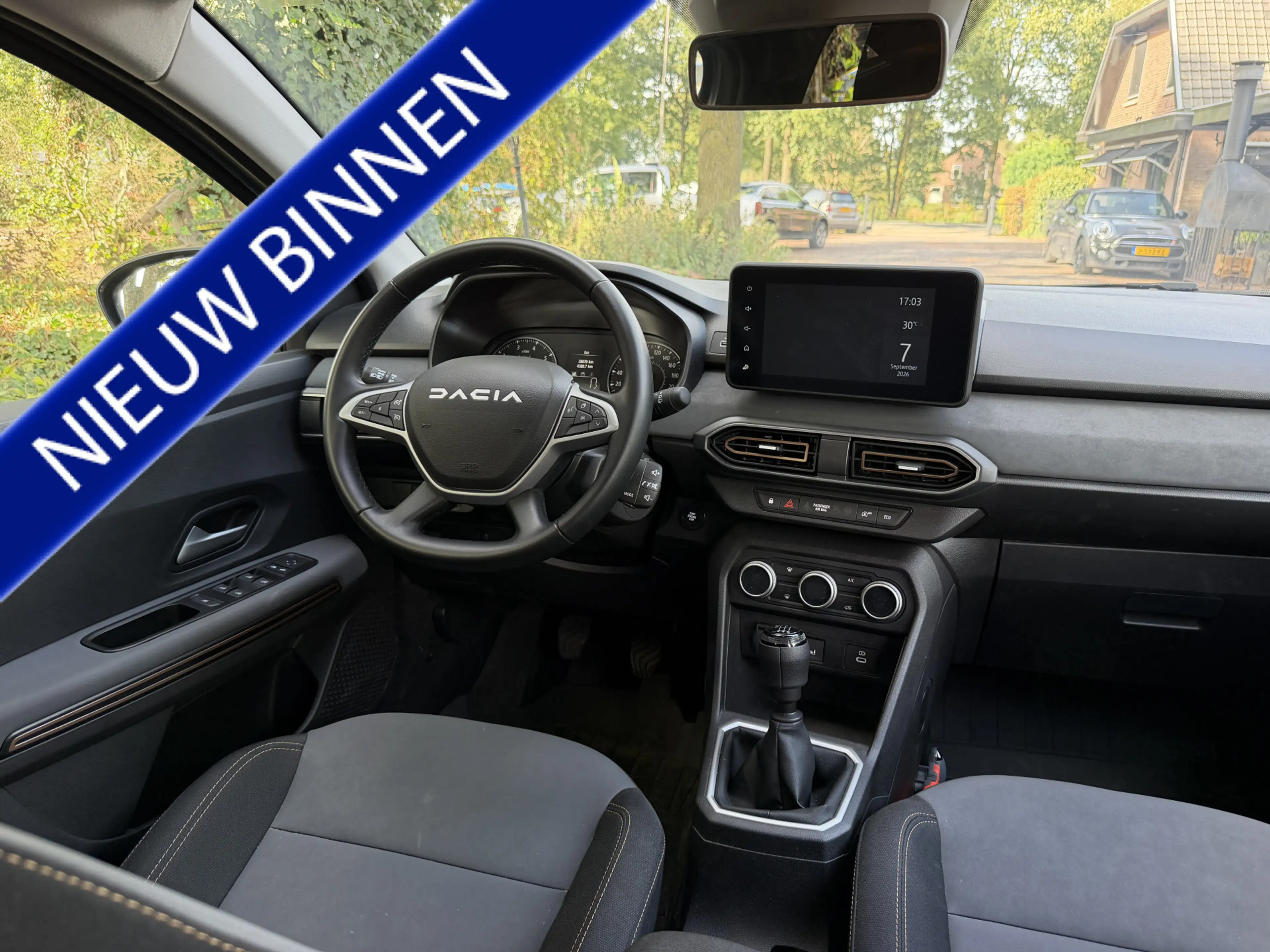 Dacia Jogger 1.0 TCe 100 ECO-G Extreme 5p. CAM|PDC|CARPLAY — photo 17