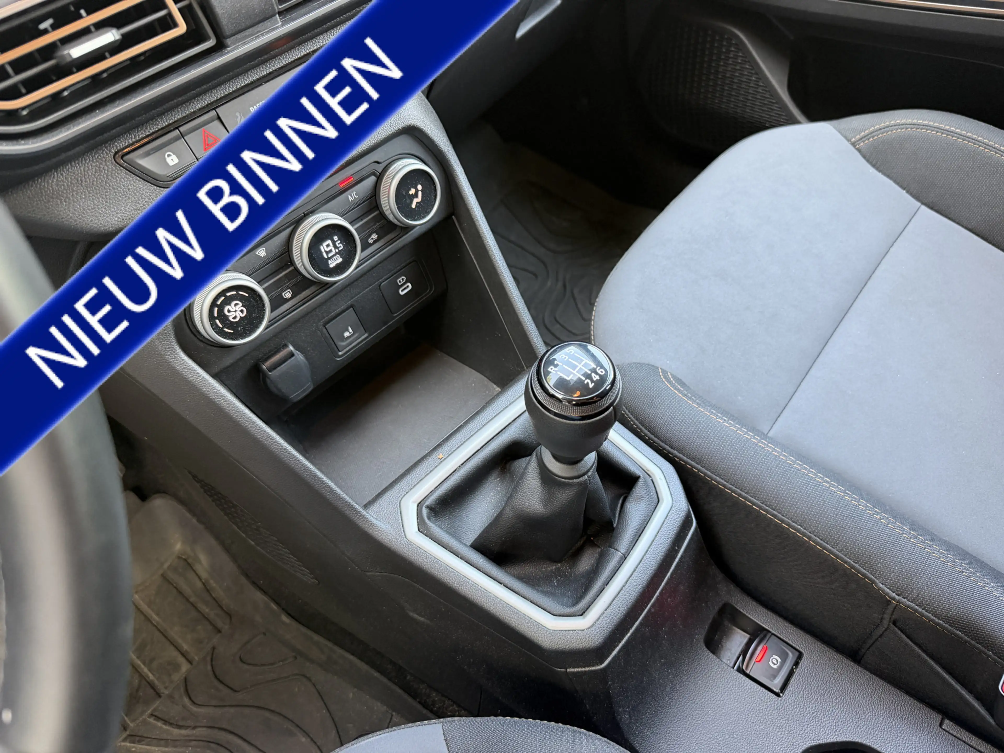 Dacia Jogger 1.0 TCe 100 ECO-G Extreme 5p. CAM|PDC|CARPLAY — photo 12