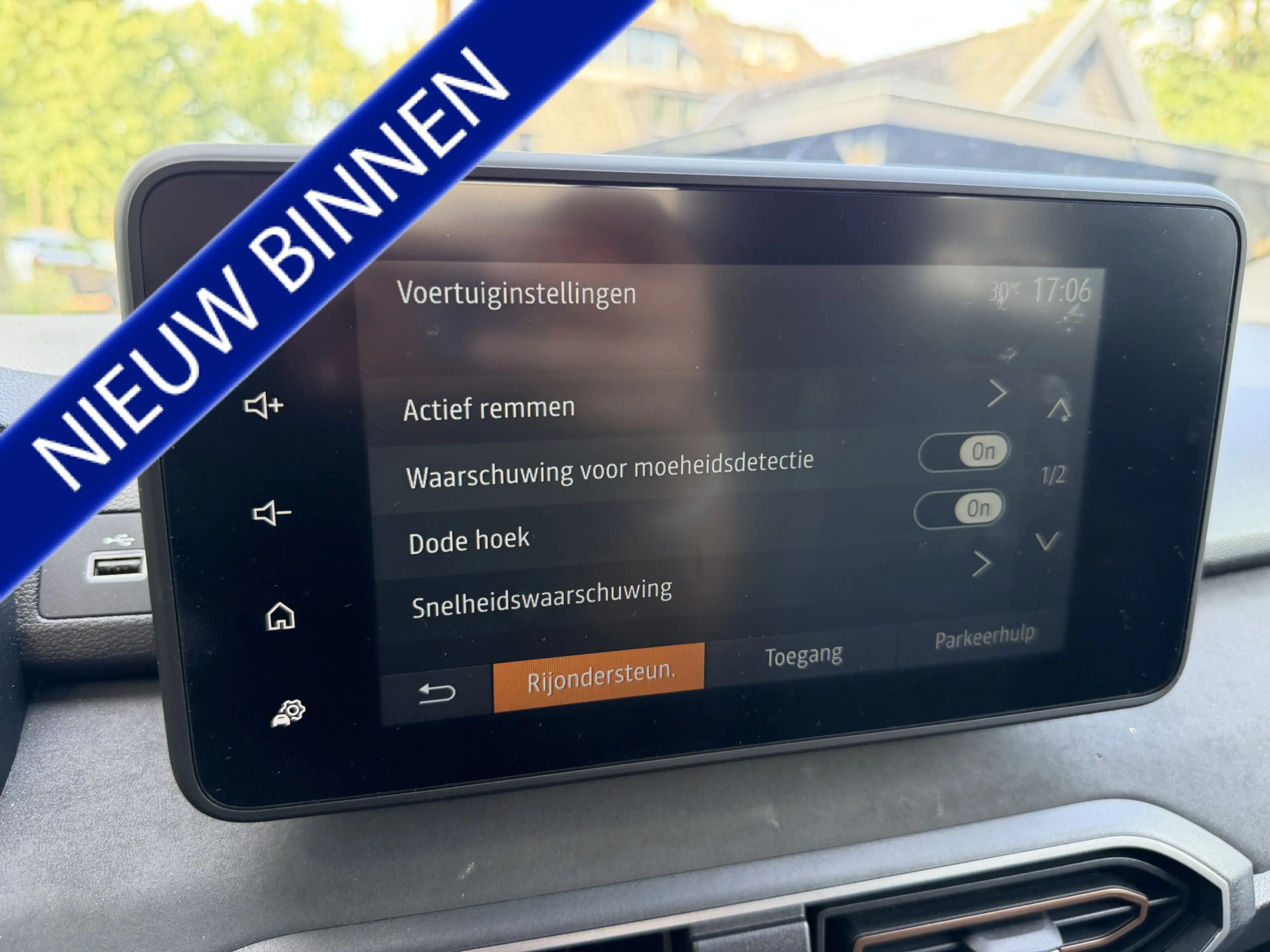 Dacia Jogger 1.0 TCe 100 ECO-G Extreme 5p. CAM|PDC|CARPLAY — photo 13
