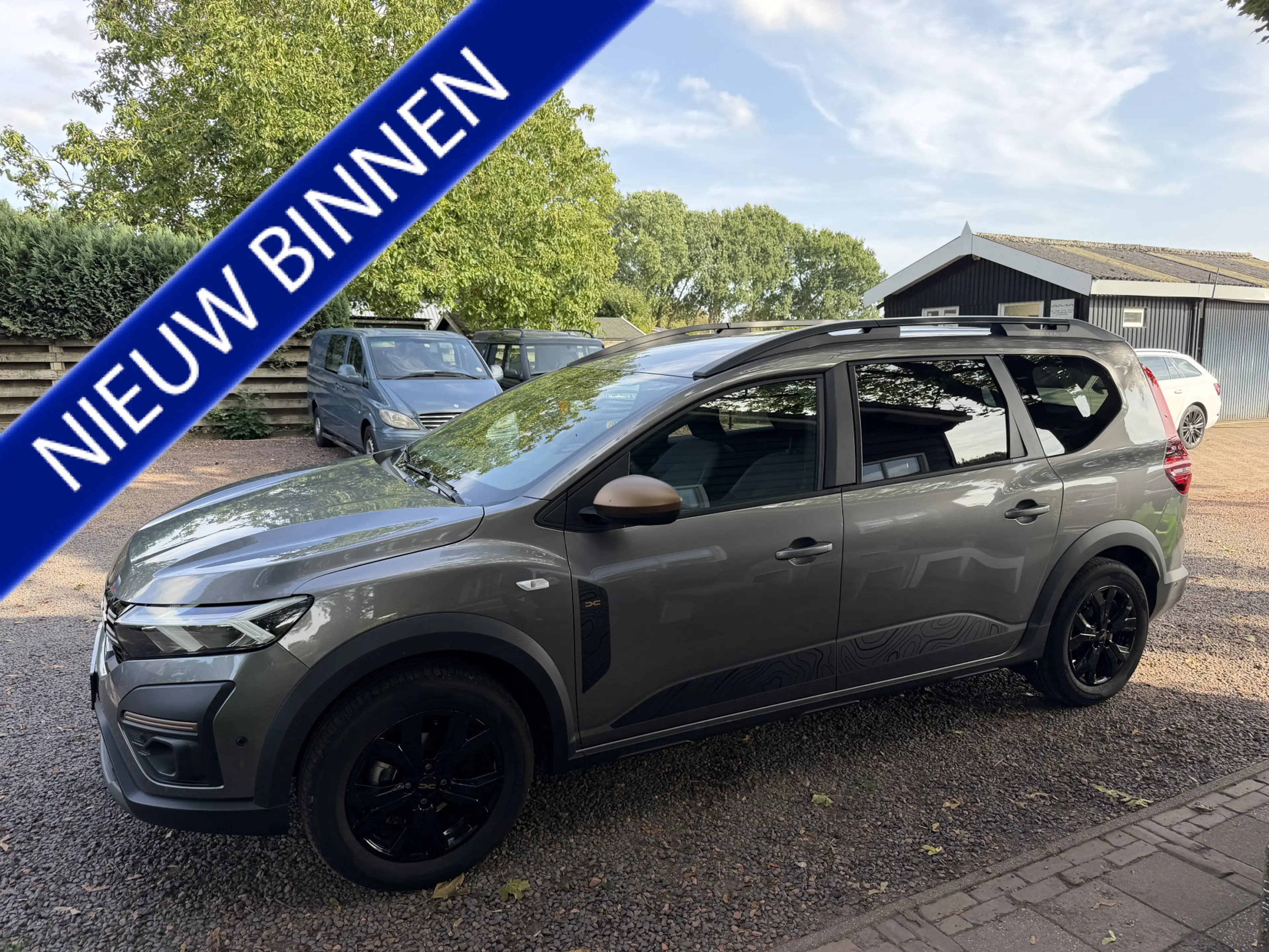 Dacia Jogger 1.0 TCe 100 ECO-G Extreme 5p. CAM|PDC|CARPLAY — photo 3