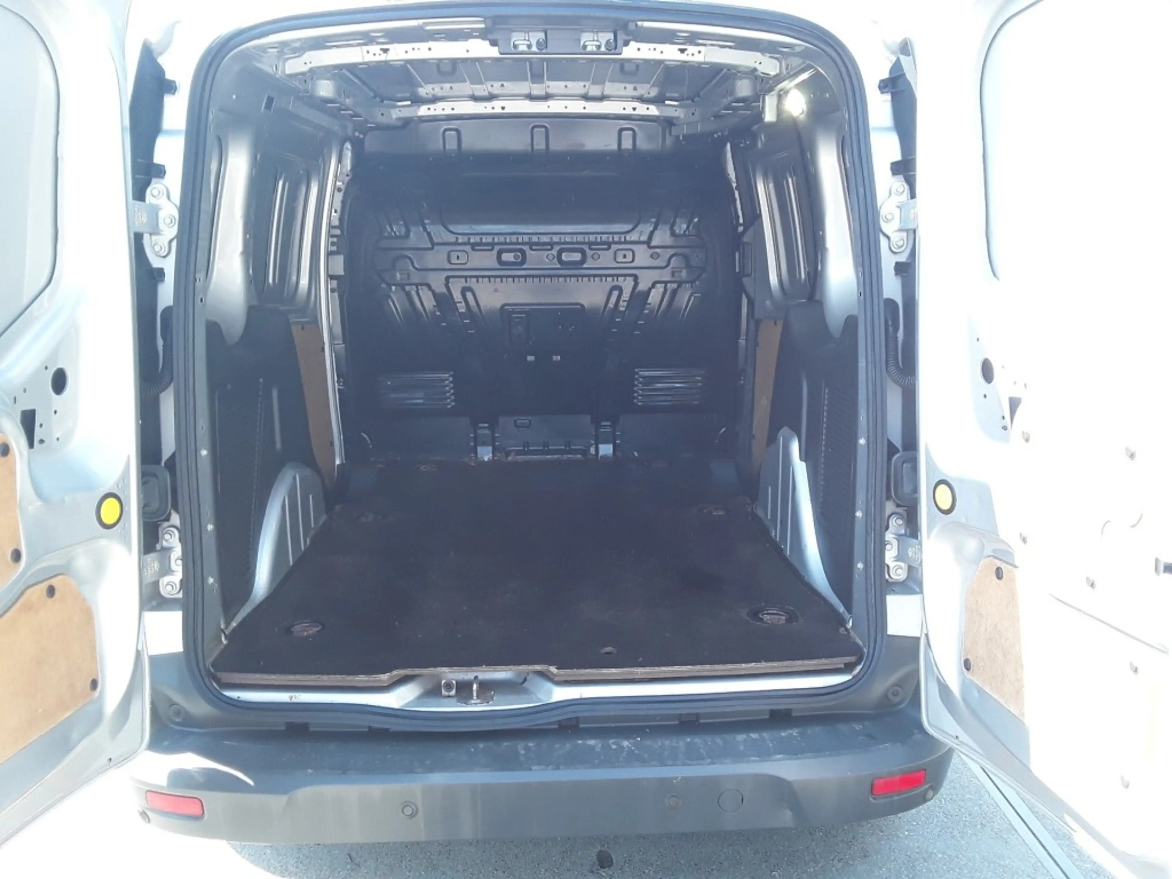 Ford Transit Connect 1.5 TDCI L1 TREND — photo 7