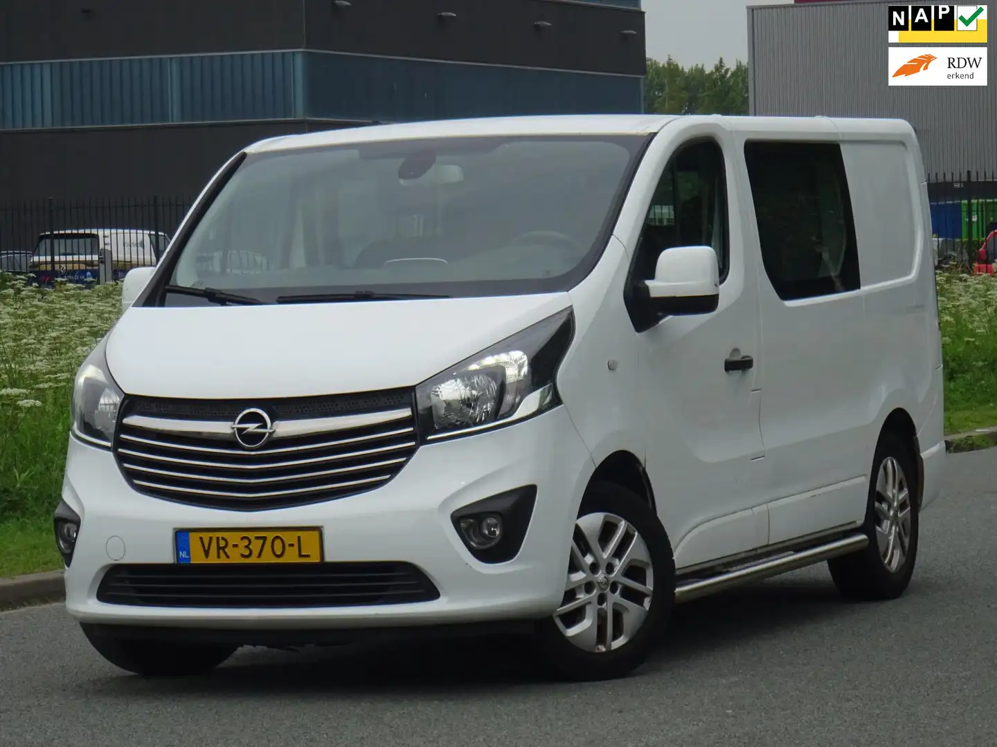 Opel Vivaro 1.6 CDTI L1H1 DC Sport EcoFlex NAP/NAVI/LED/PDC - 1