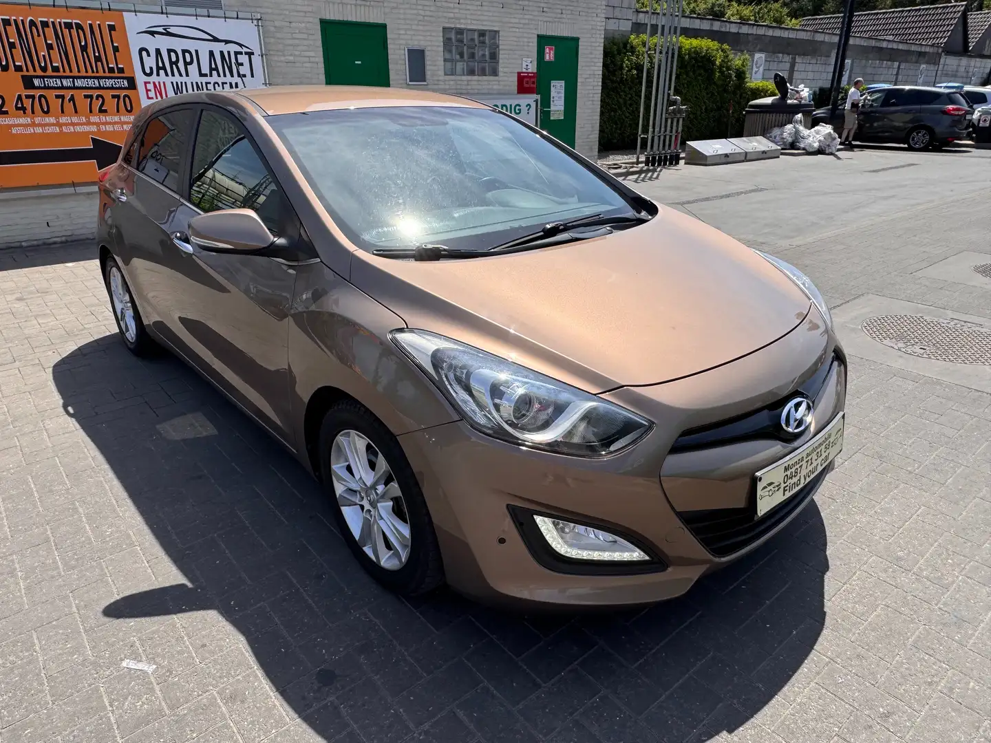 Hyundai i30 1.6 GDi Style Kahverengi - 1