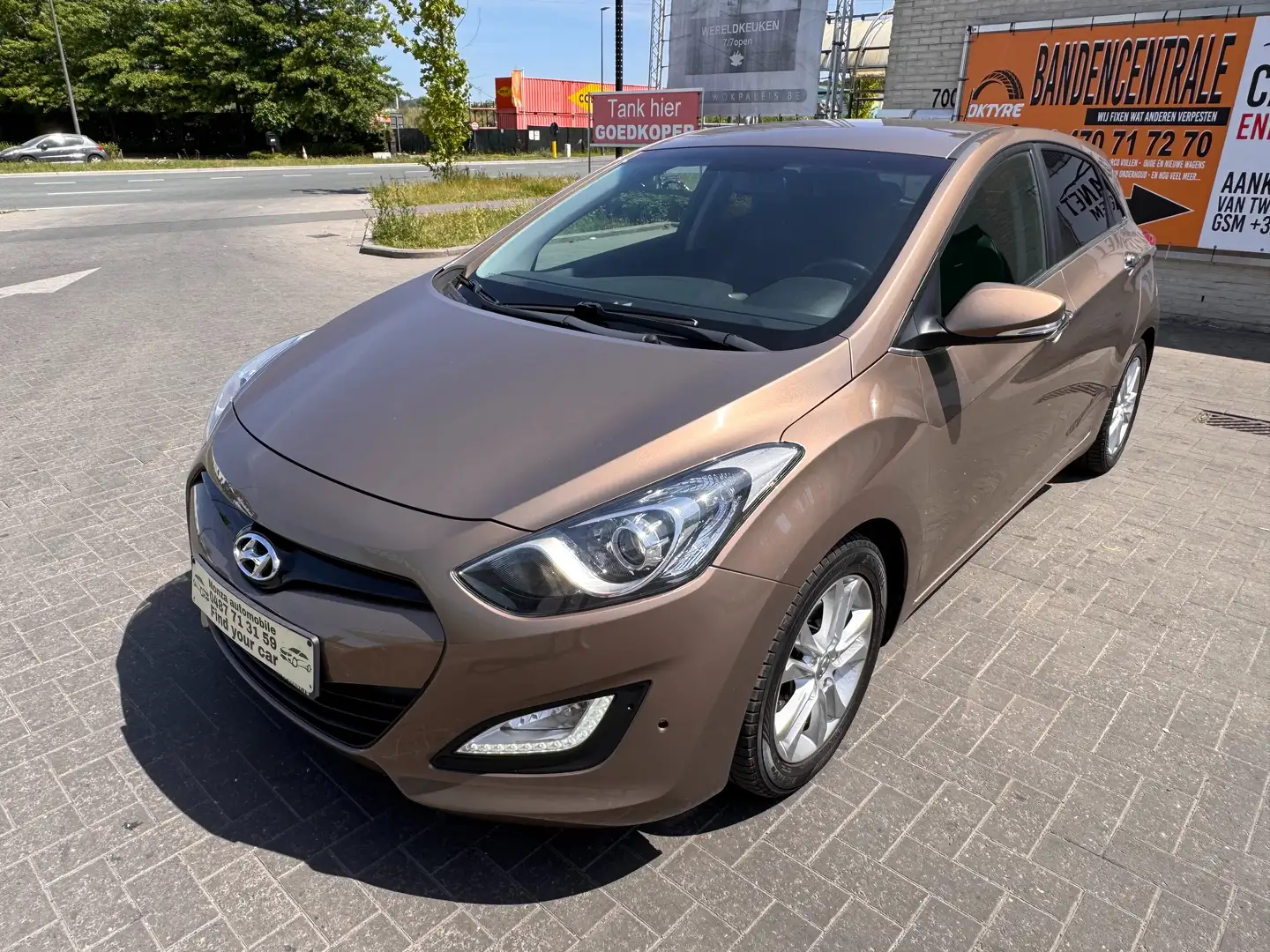 Hyundai i30 1.6 GDi Style Kahverengi - 2