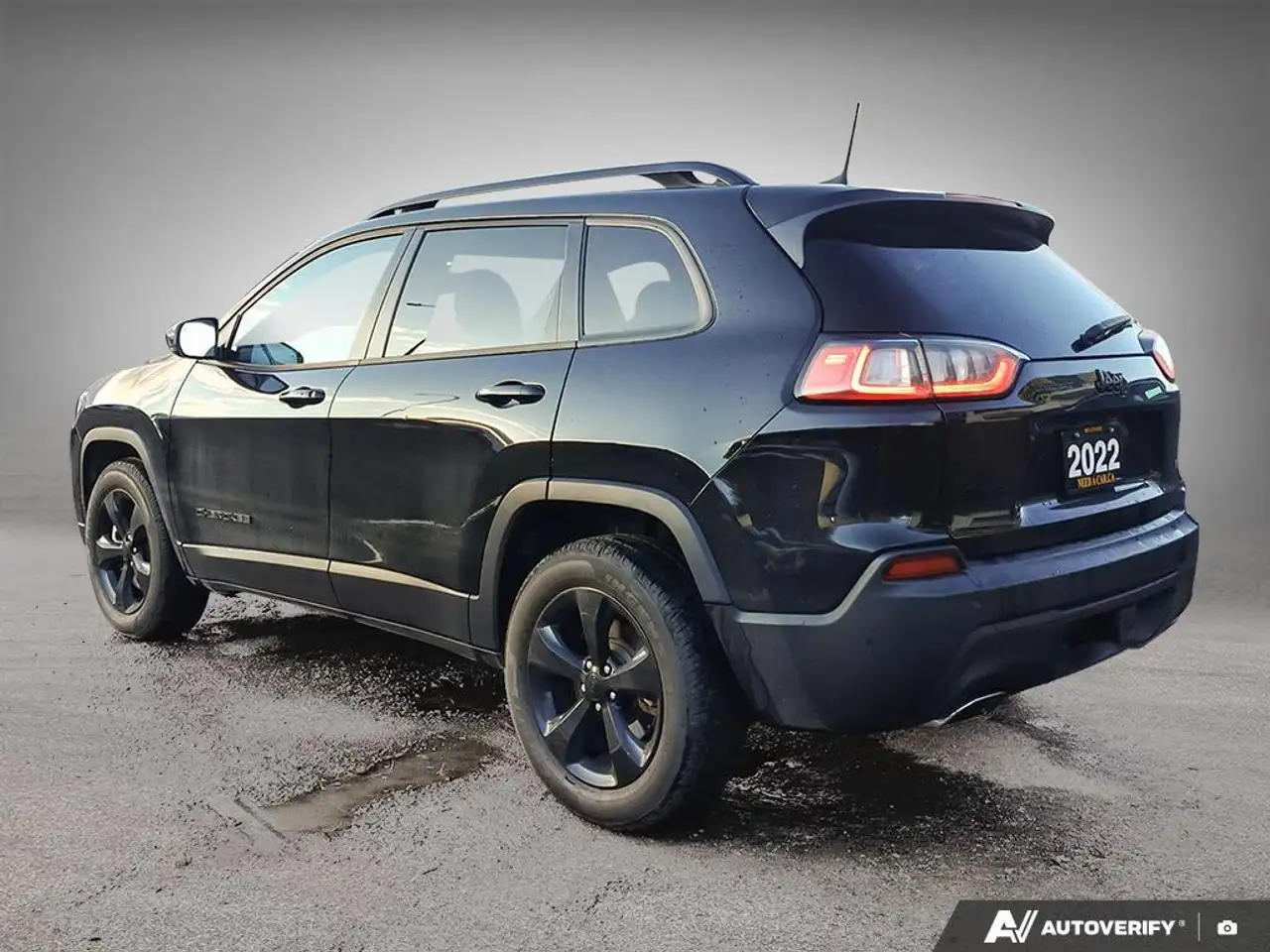 Jeep Cherokee снимка Jeep Cherokee