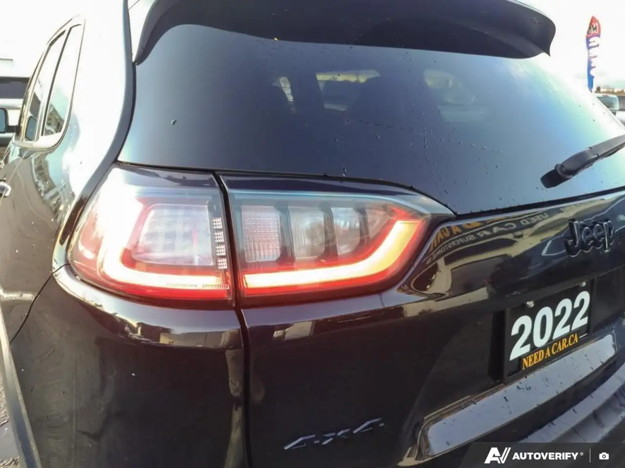 Jeep Cherokee снимка Jeep Cherokee