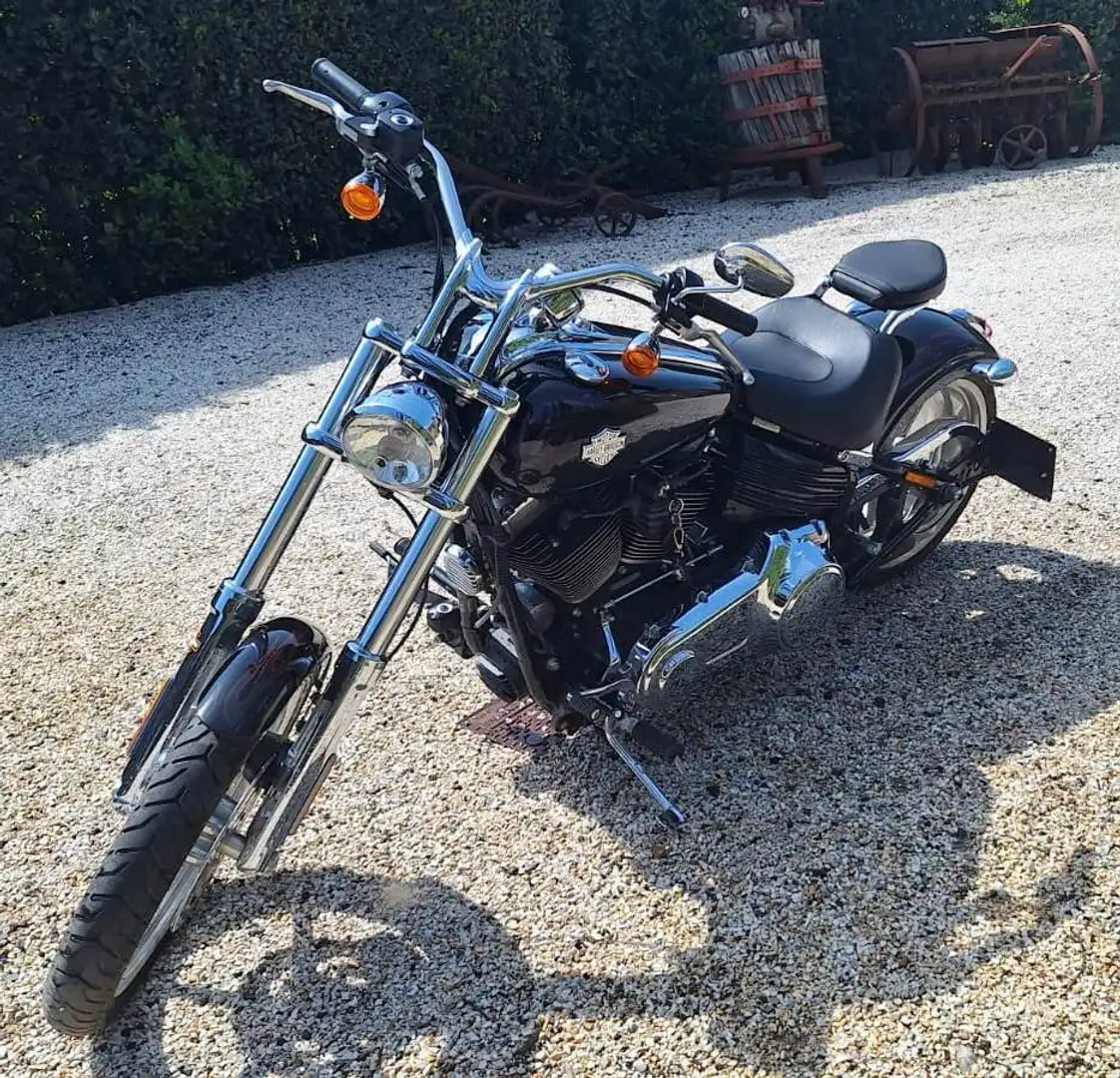 Harley-Davidson Rocker C Noir - 1