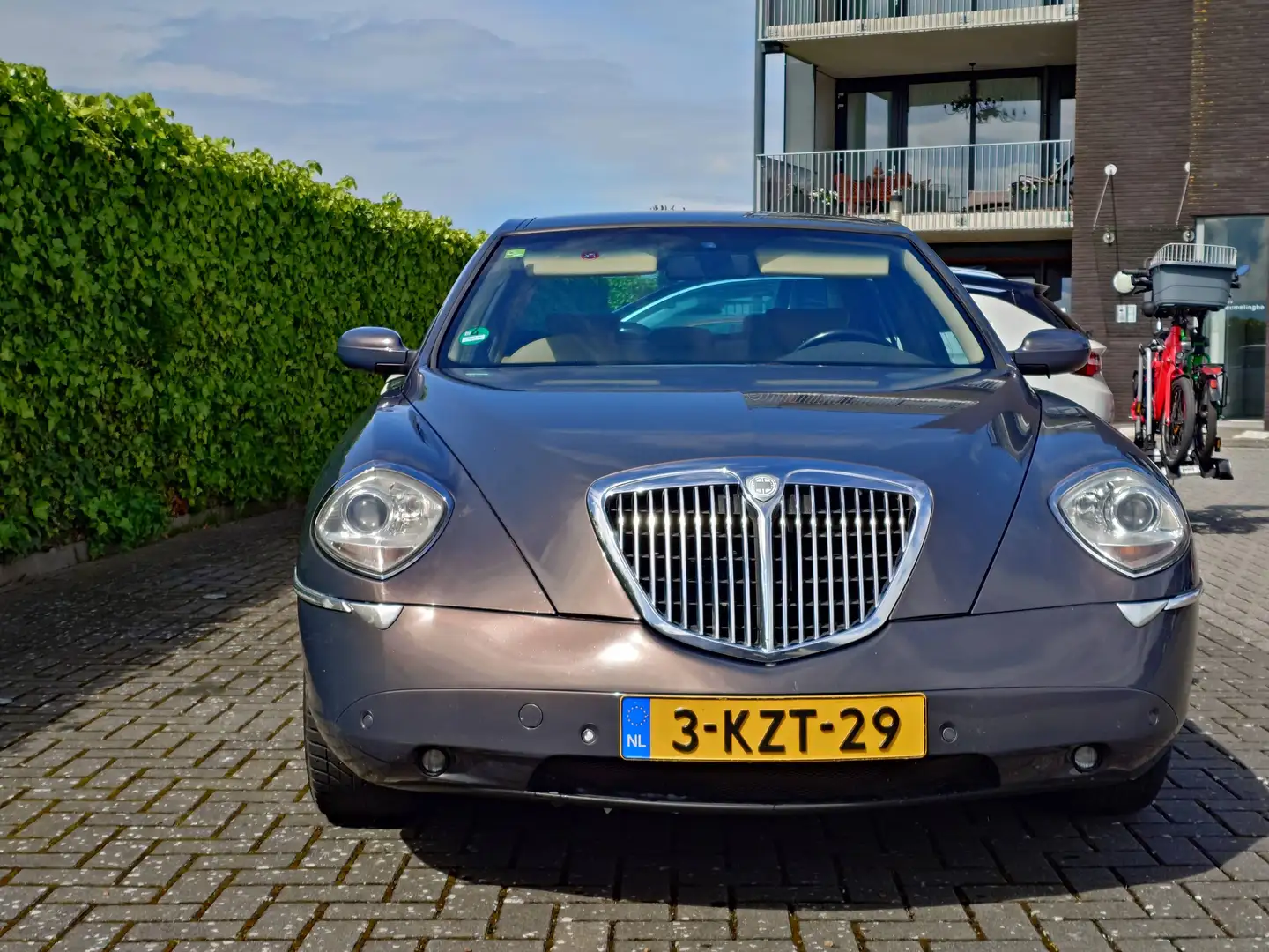 Lancia Thesis Thesis 3.0-24V V6 Emblema Blau - 1