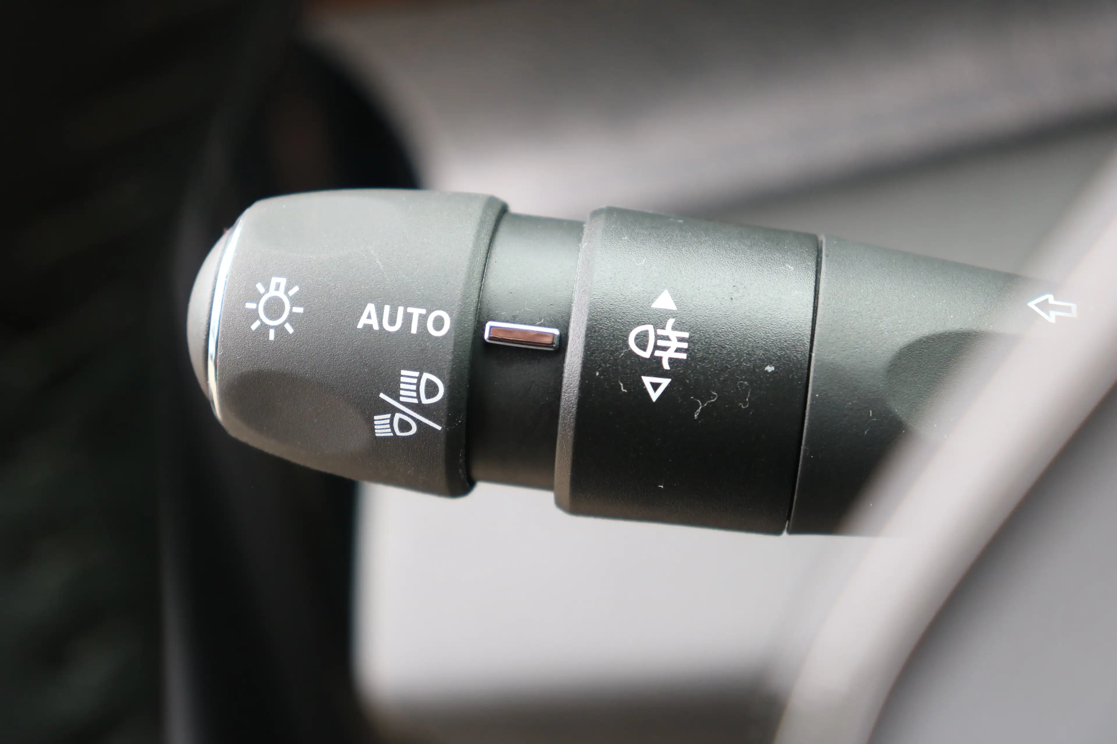Peugeot 408 1.2 Allure Hybrid 145 | Navi | Stoel en stuurverwa — photo 27