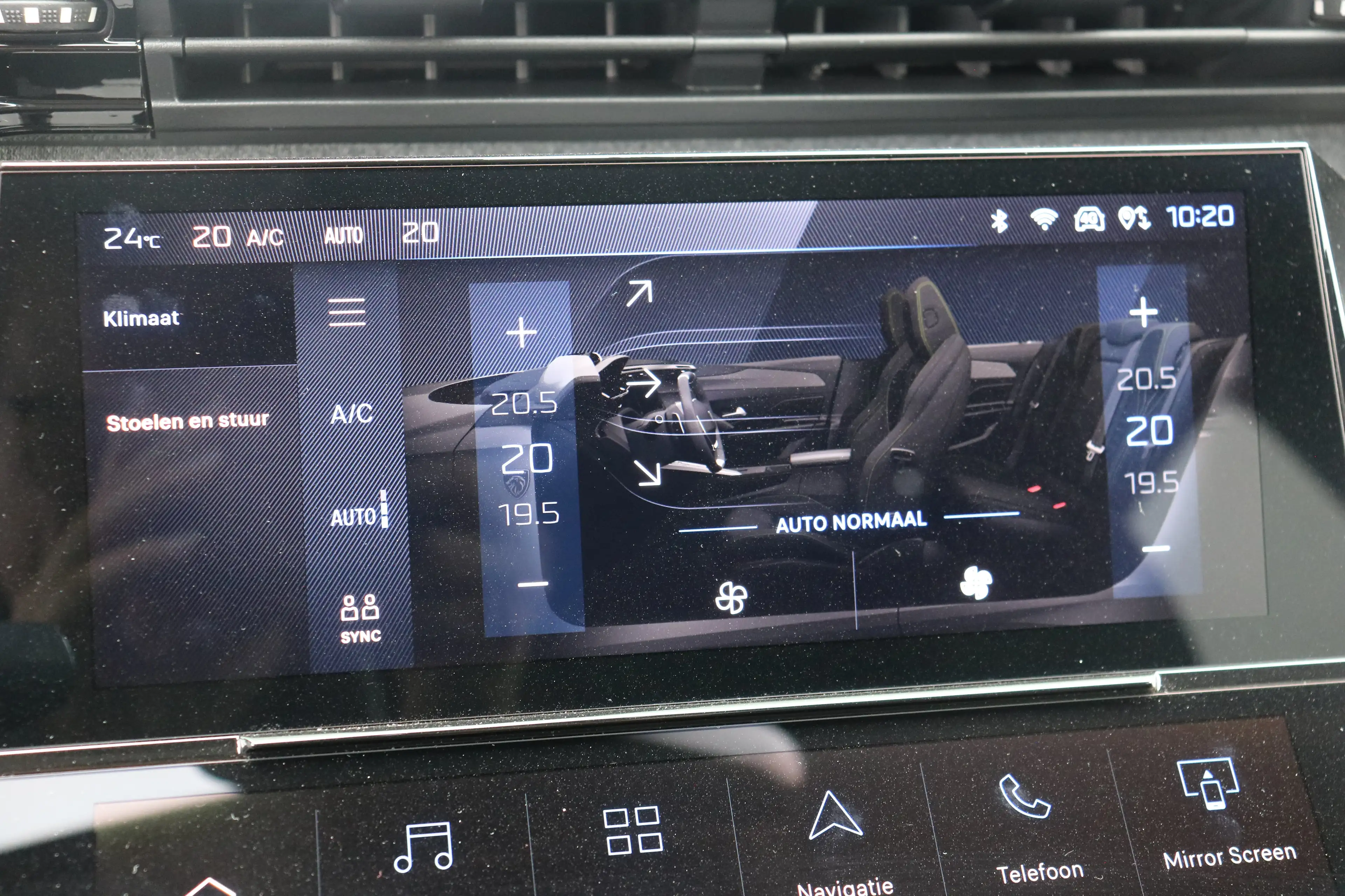 Peugeot 408 1.2 Allure Hybrid 145 | Navi | Stoel en stuurverwa — photo 32