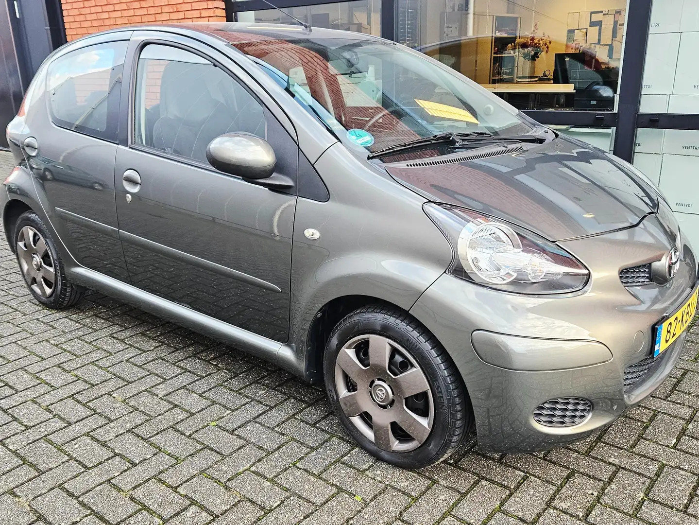 Toyota Aygo 1.0-12V Aspir. Green Airco Зелений - 2