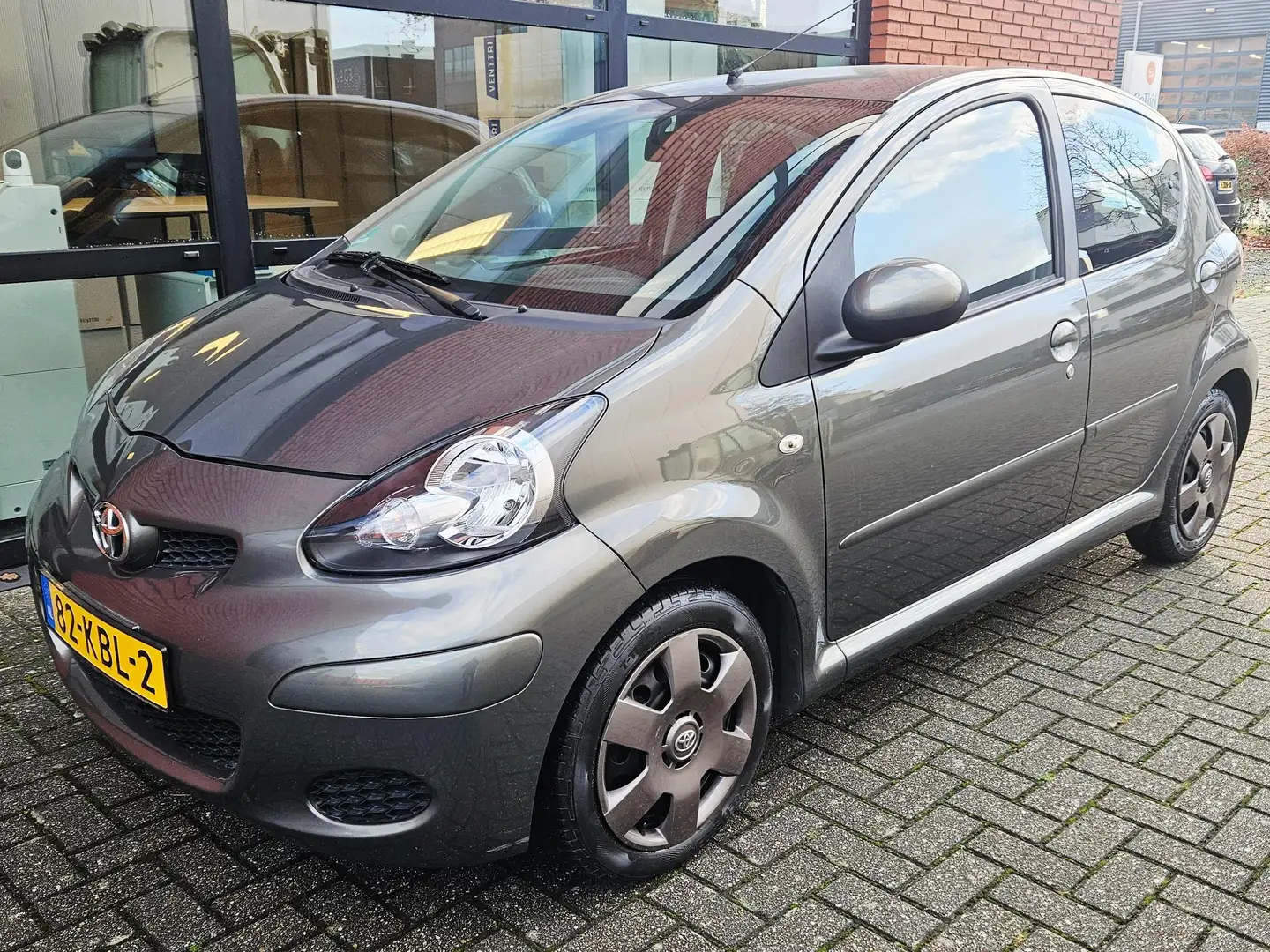 Toyota Aygo 1.0-12V Aspir. Green Airco Зелений - 1