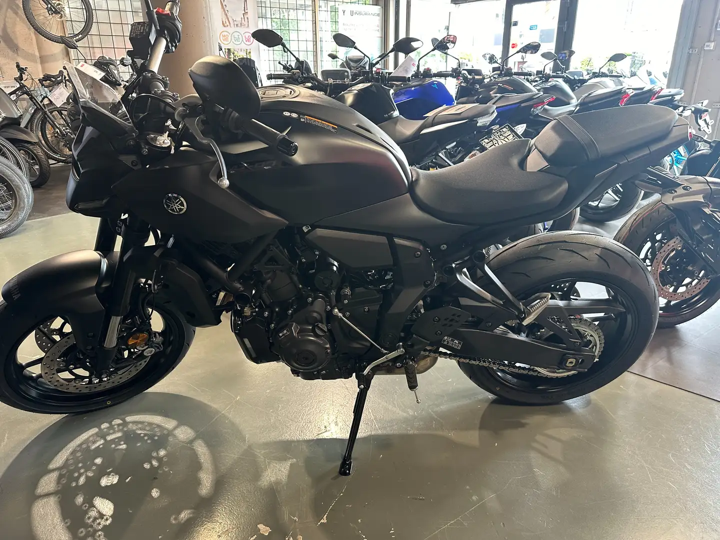 Yamaha MT-07 Schwarz - 1