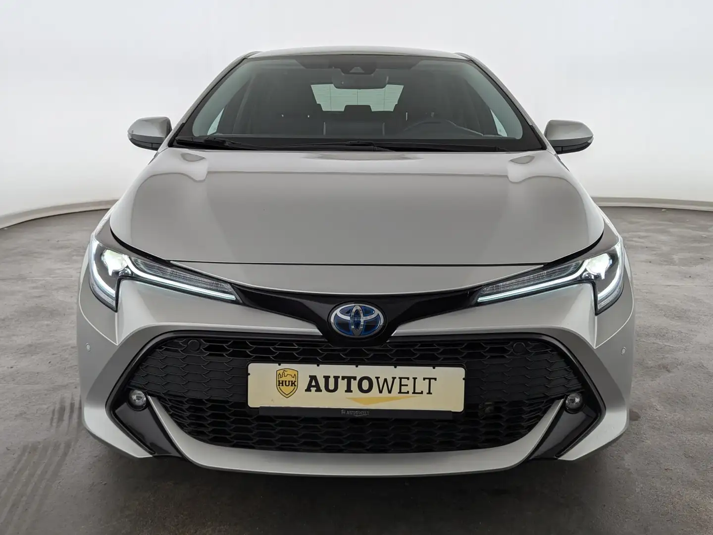 Toyota Corolla Corolla 1.8 Hybrid Club BLUETOOTH+LED+RFK+SHZ+ Silber - 2
