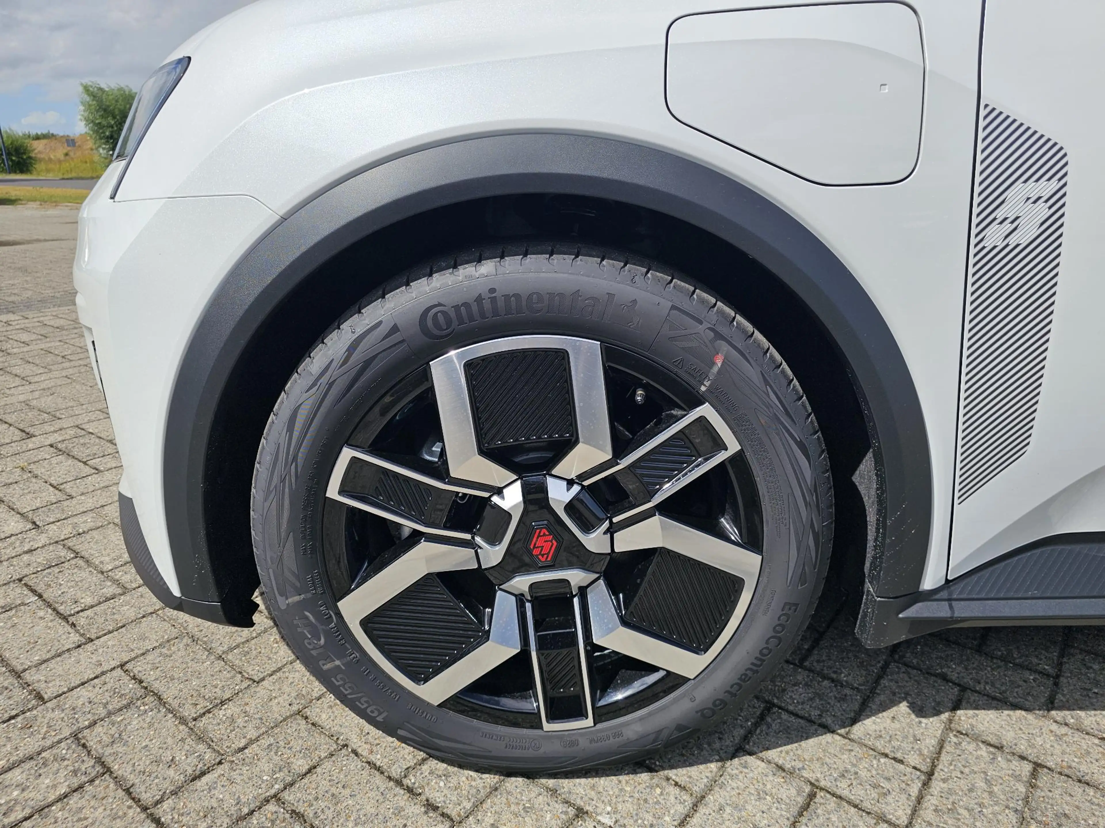 Renault R 5 comfort range techno 52 kWh — photo 8