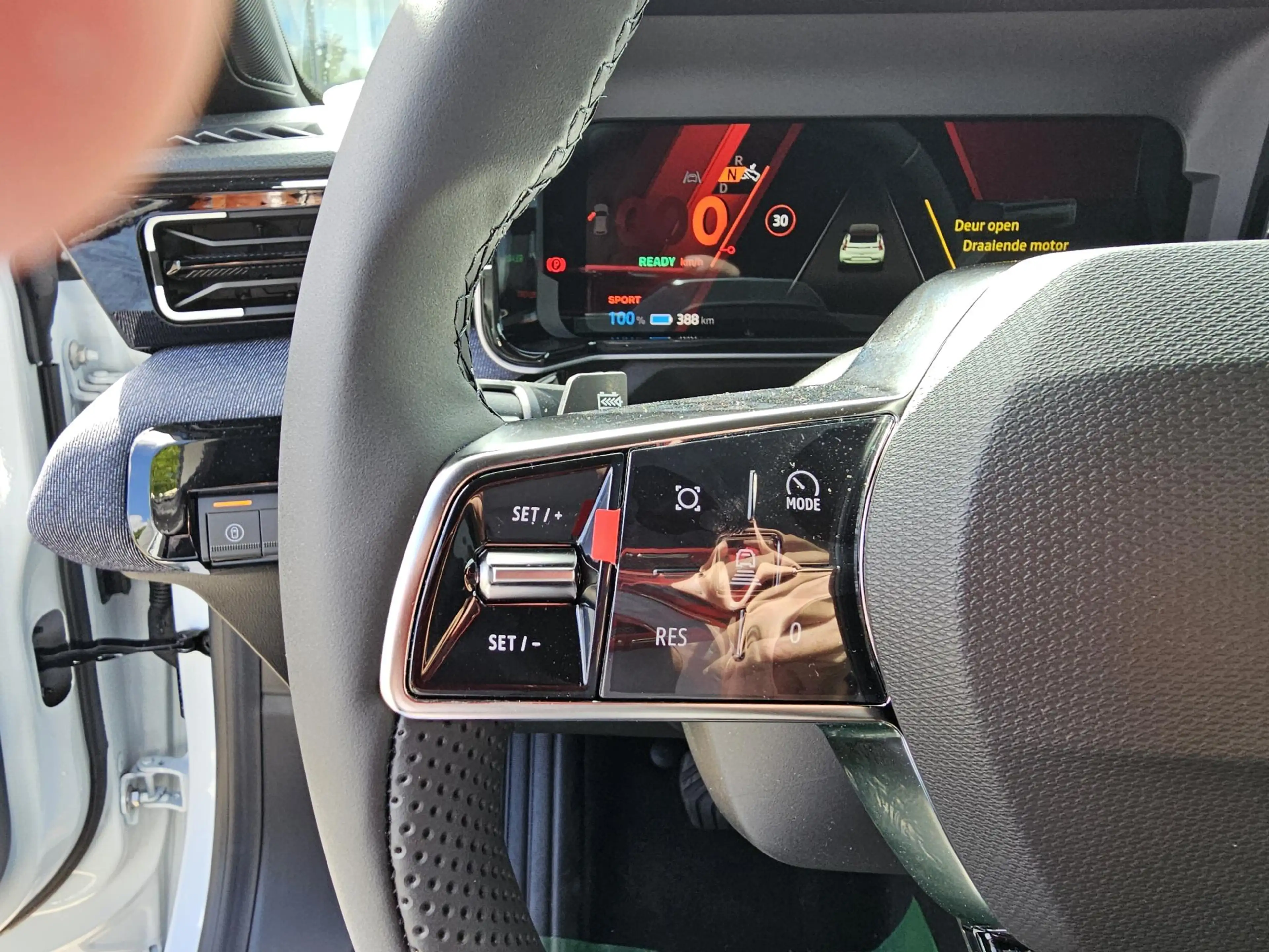 Renault R 5 comfort range techno 52 kWh — photo 11