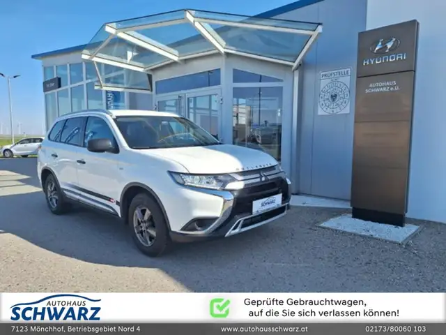 Mitsubishi Outlander 2,0 MIVEC Invite
