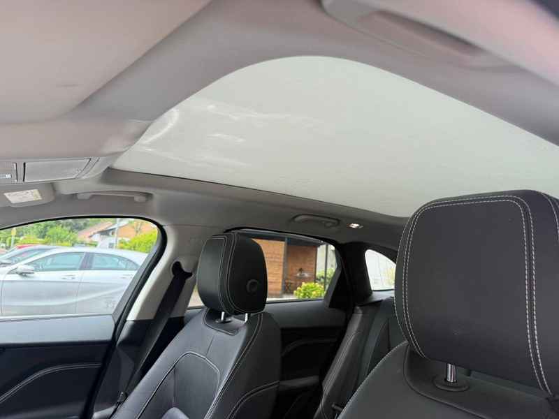 Jaguar F-Pace R-Sport AWD — photo 10