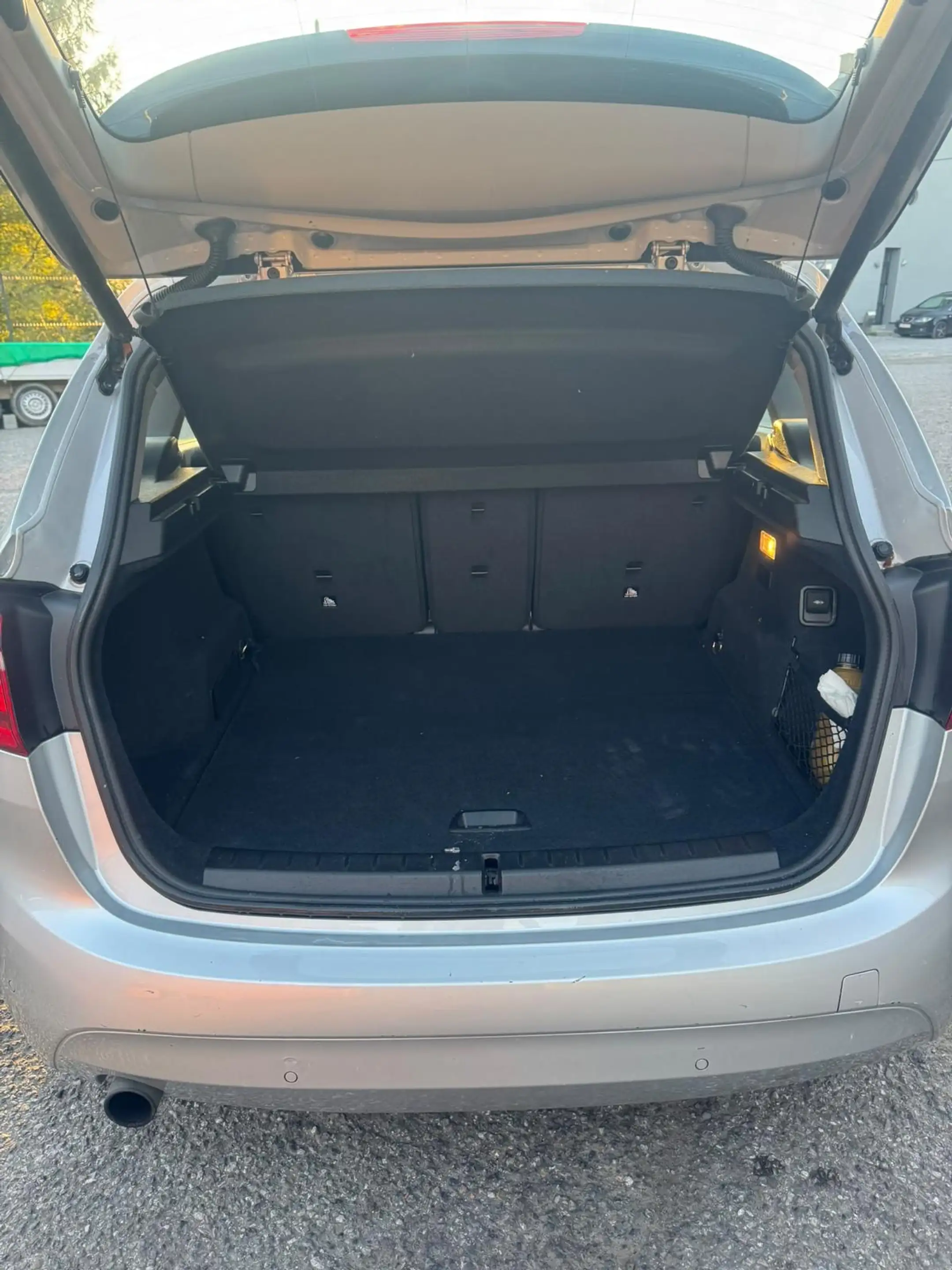 BMW 225 Active Tourer PHEV 225xeA — photo 10