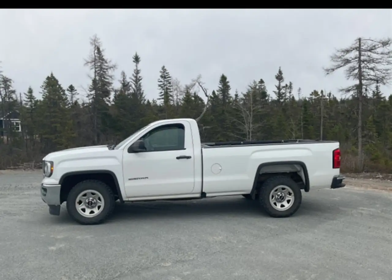 GMC Sierra 1500 photo GMC Sierra 1500