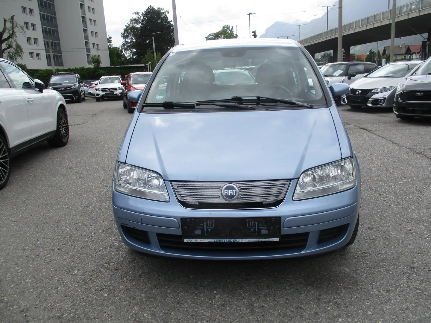 Fiat Idea 1,4 16V Aut. Modrá - 2