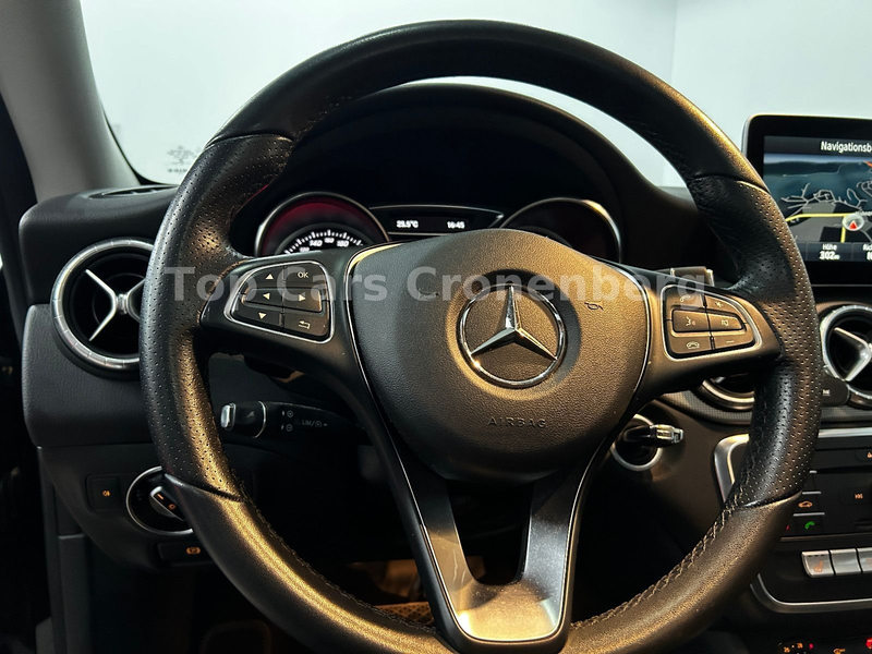 Mercedes-Benz CLA 180 Automatik*Panorama*Leder*Navi*EURO6* — photo 15