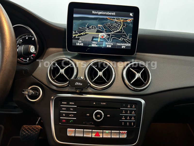 Mercedes-Benz CLA 180 Automatik*Panorama*Leder*Navi*EURO6* — photo 9