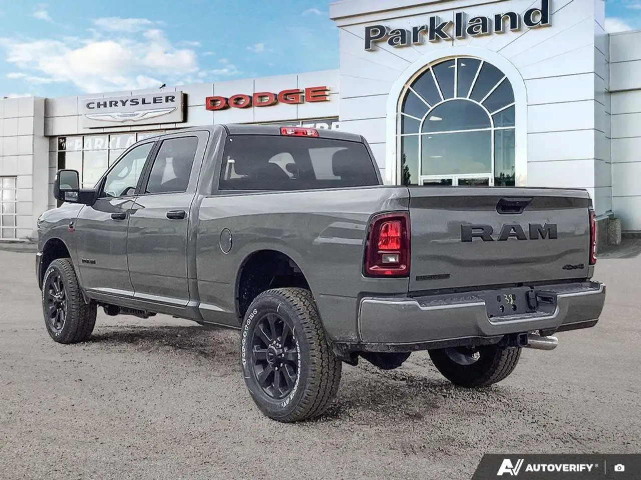 RAM 3500 снимка RAM 3500