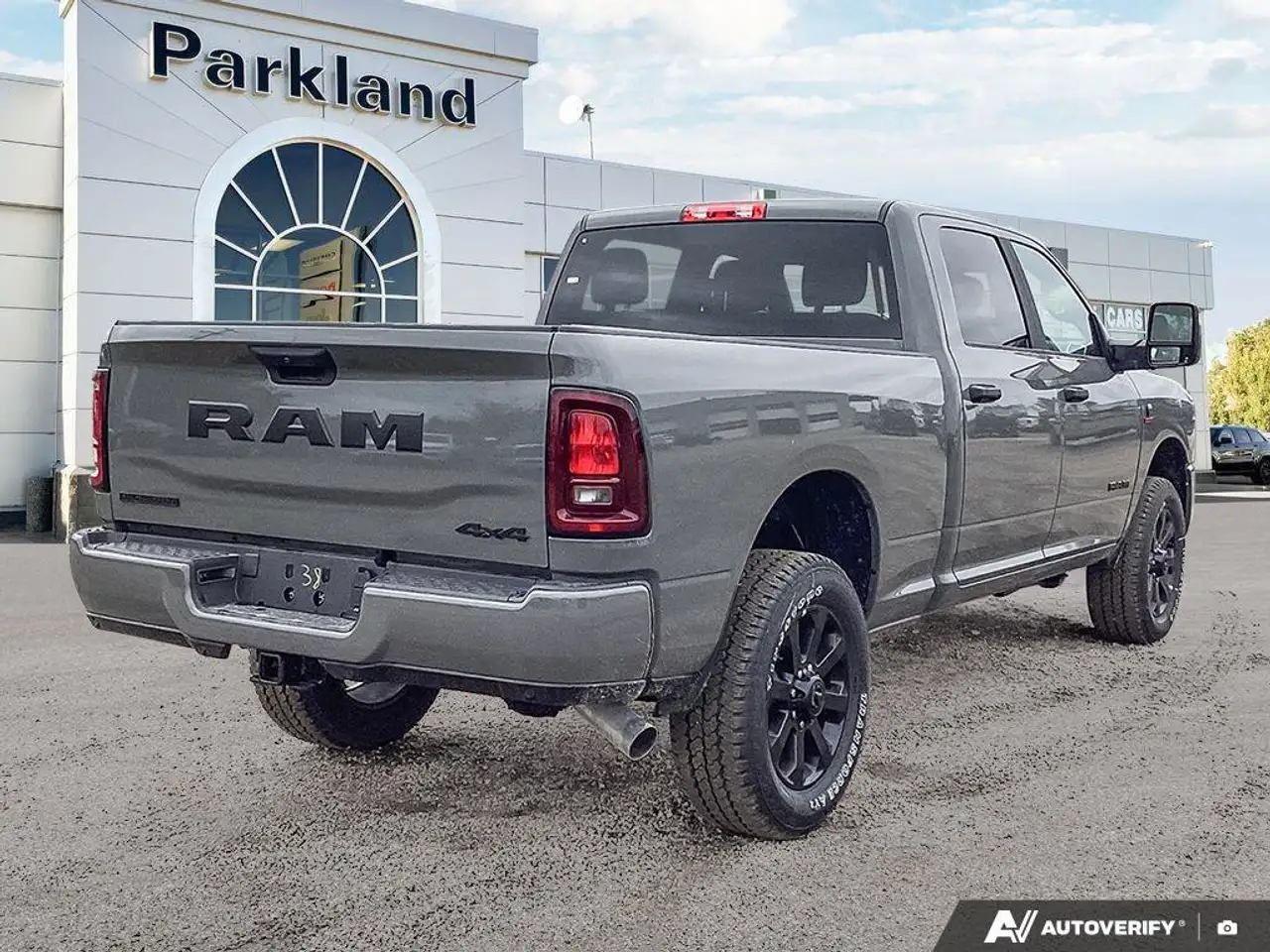 RAM 3500 снимка RAM 3500