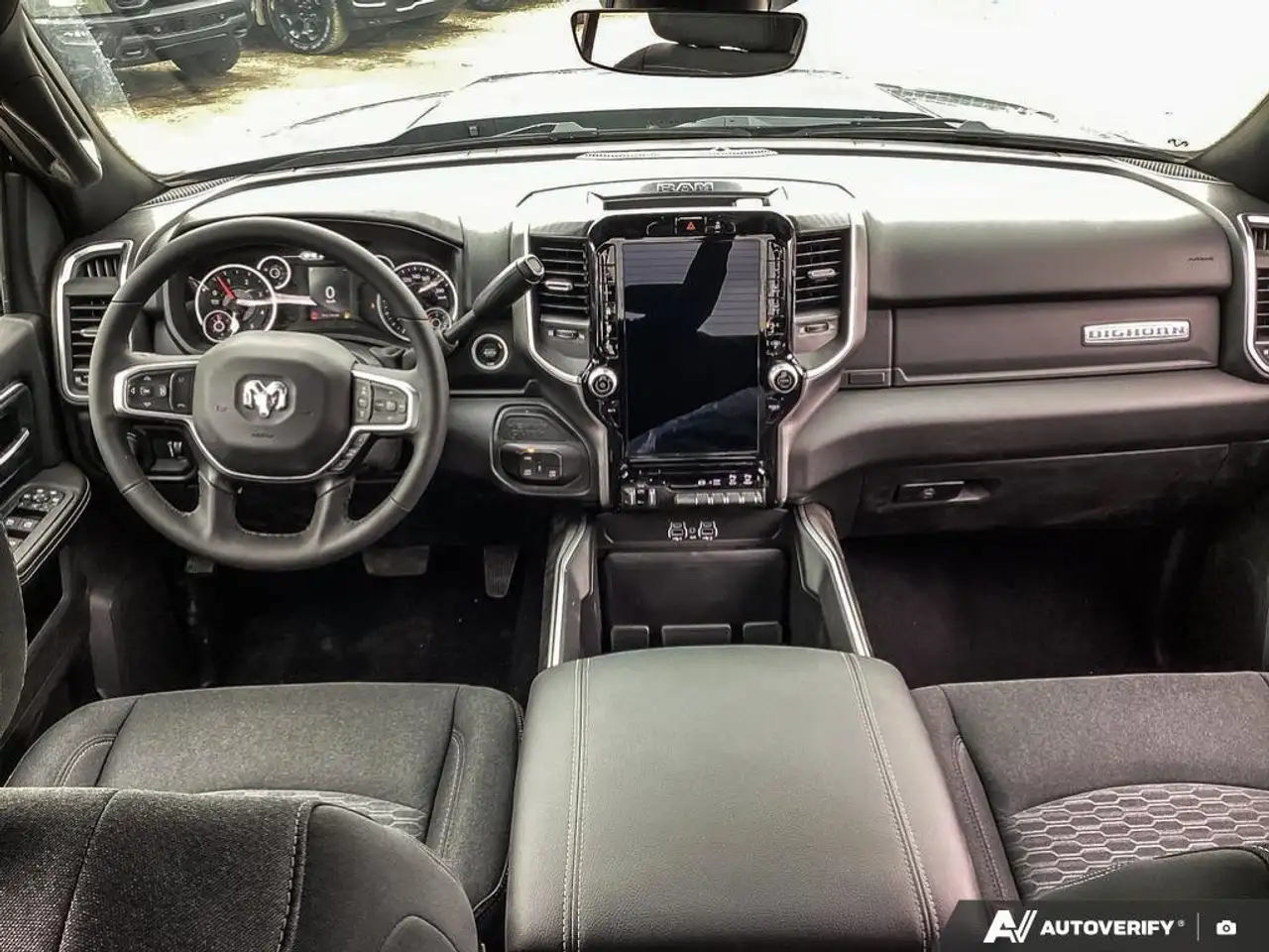 RAM 3500 снимка RAM 3500