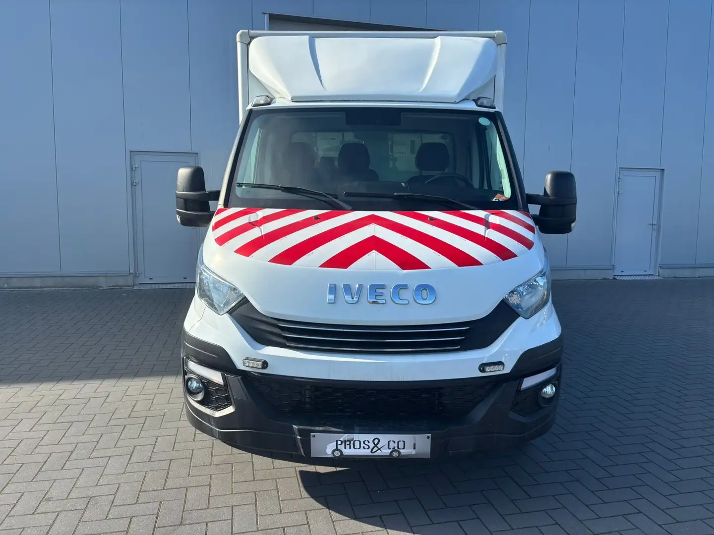 Iveco Daily BOITE AUTO // TVA RECUPAREBALE // 1 ER MAIN Blanc - 2