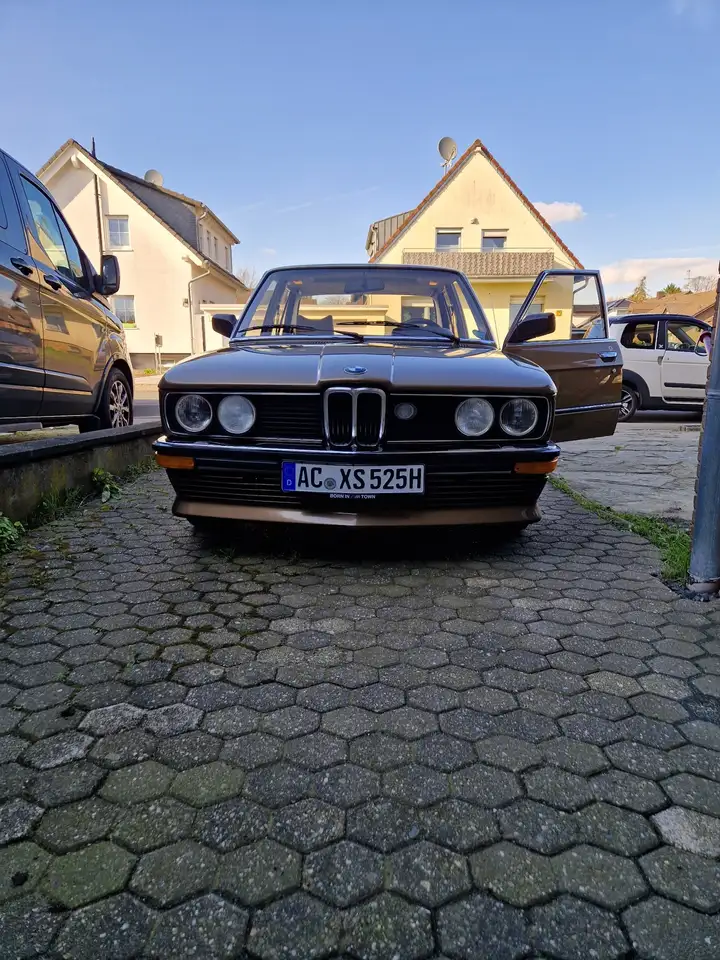 BMW 525i, foto 6