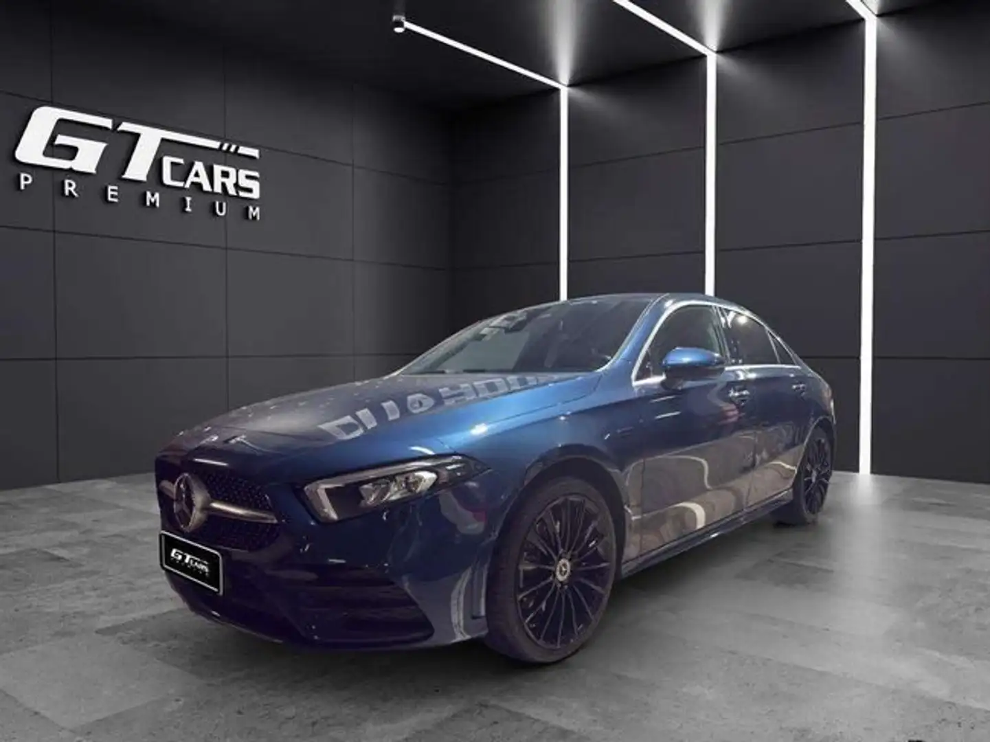 Mercedes-Benz A 250 250e AMG Azul - 1
