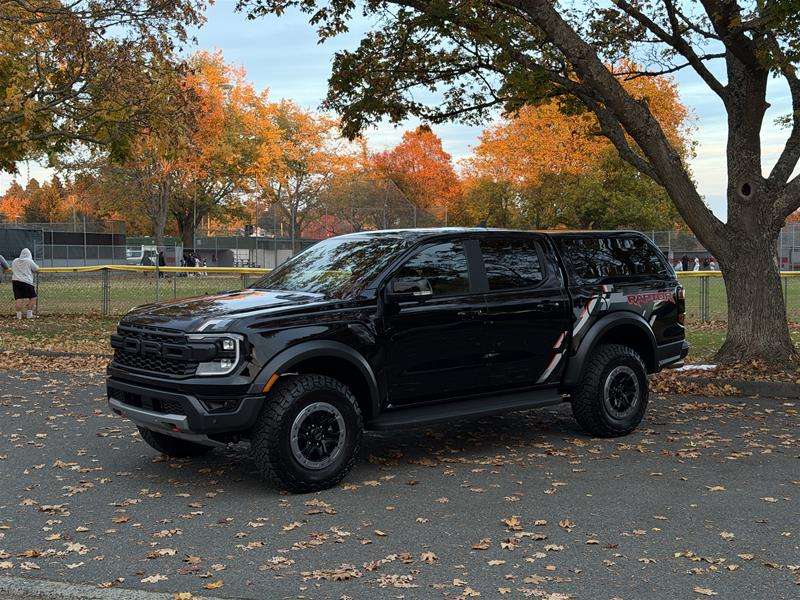 2025 Ford Ranger RAPTOR 4WD SuperCrew 5' Box — photo 2